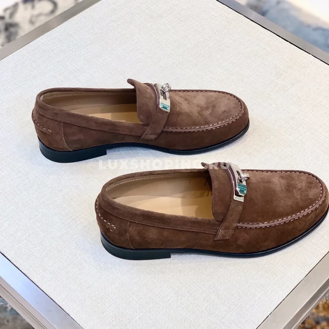 Мокасины Hermes замшевые с классической пряжкой коричневые - фото 5