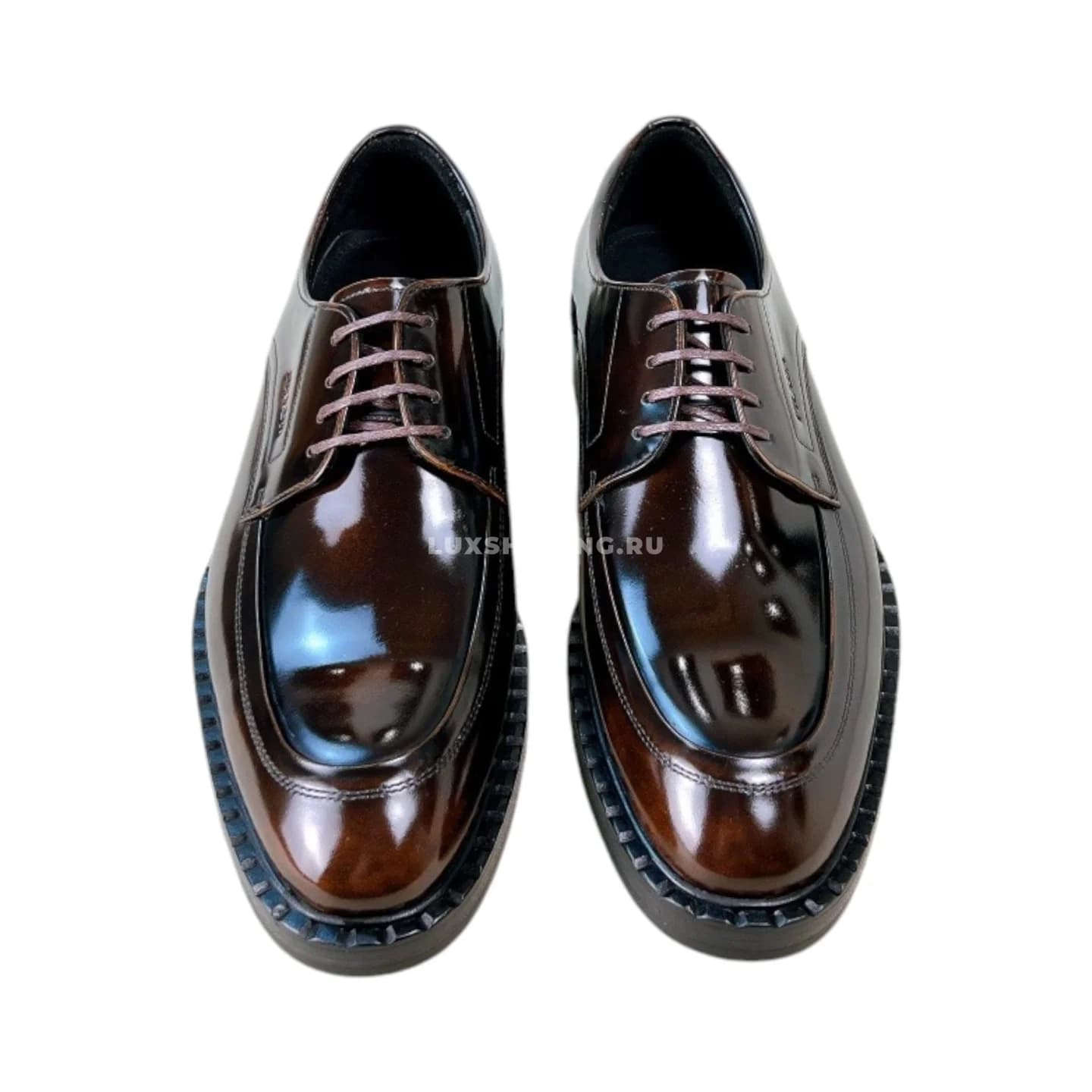 Туфли Prada со шнурками лакированные коричневые