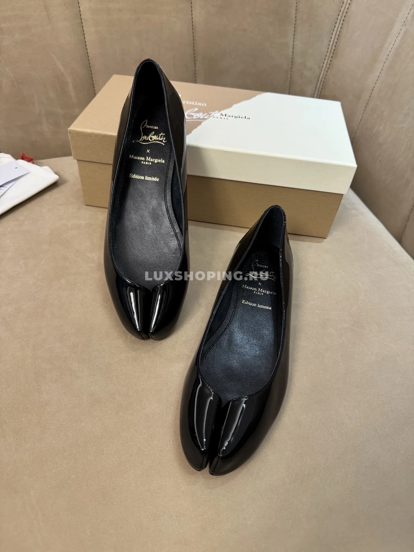 Балетки Margiela с раздвоенным носком черные - фото 2