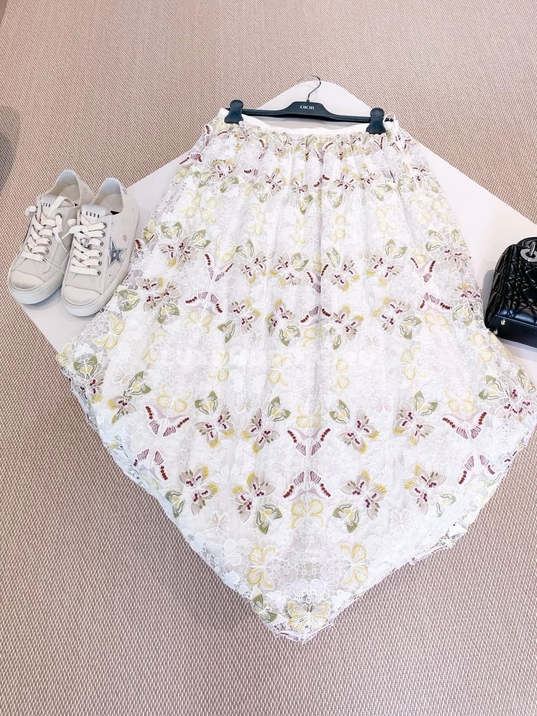 DIOR юбка из белого хлопкового кружева с вышитыми бабочками - фото 4