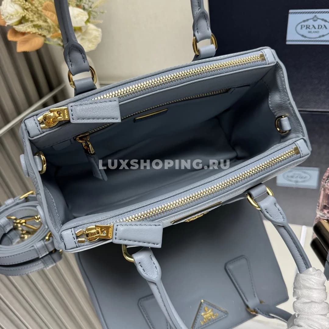 Сумка Prada Galleria Light Blue маленький размер 24,5×16,5×11 см - фото 7