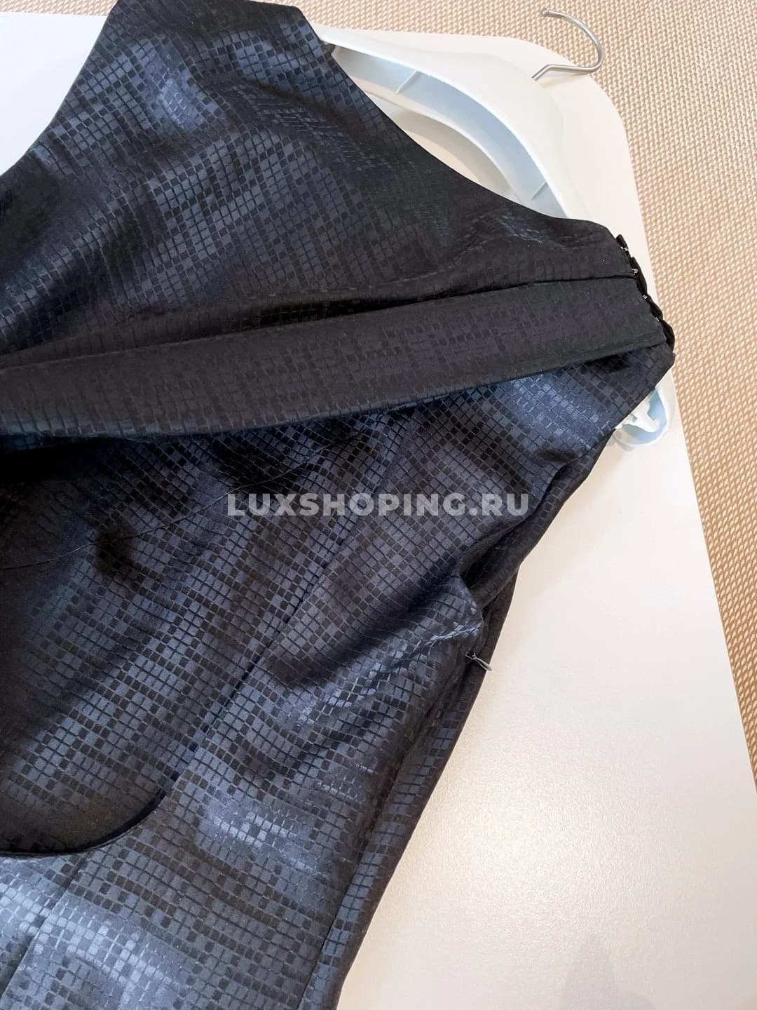 HERMÈS  Шёлковое платье с принтом "Мозаика" Черное - фото 8