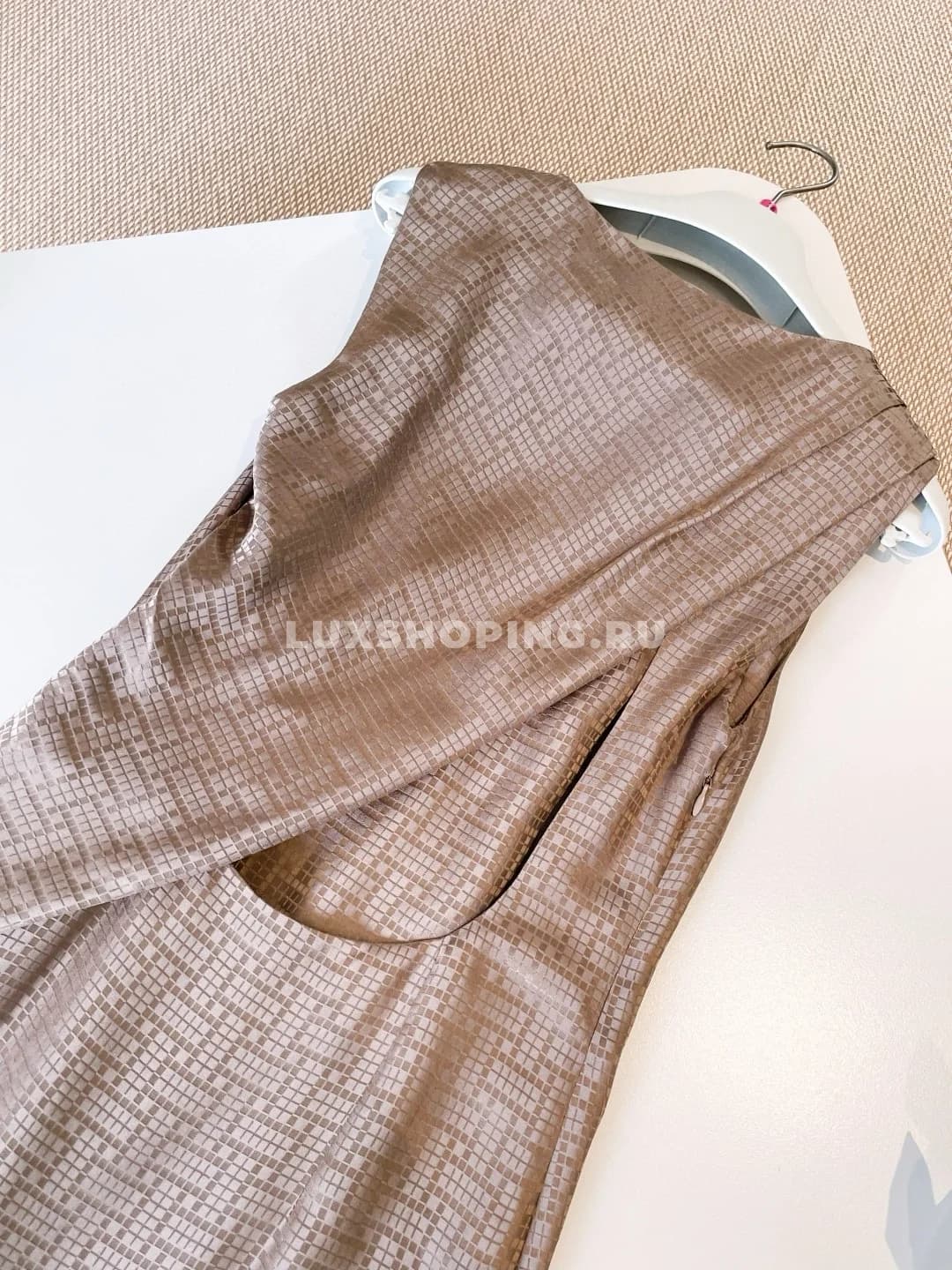 HERMÈS  Шёлковое платье с принтом "Мозаика" - фото 8