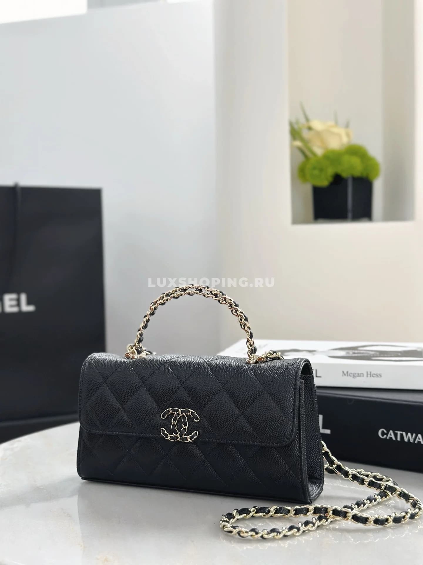 Сумка Chanel 25S с ручкой-цепочкой черная 10×18×4,5 см - фото 8