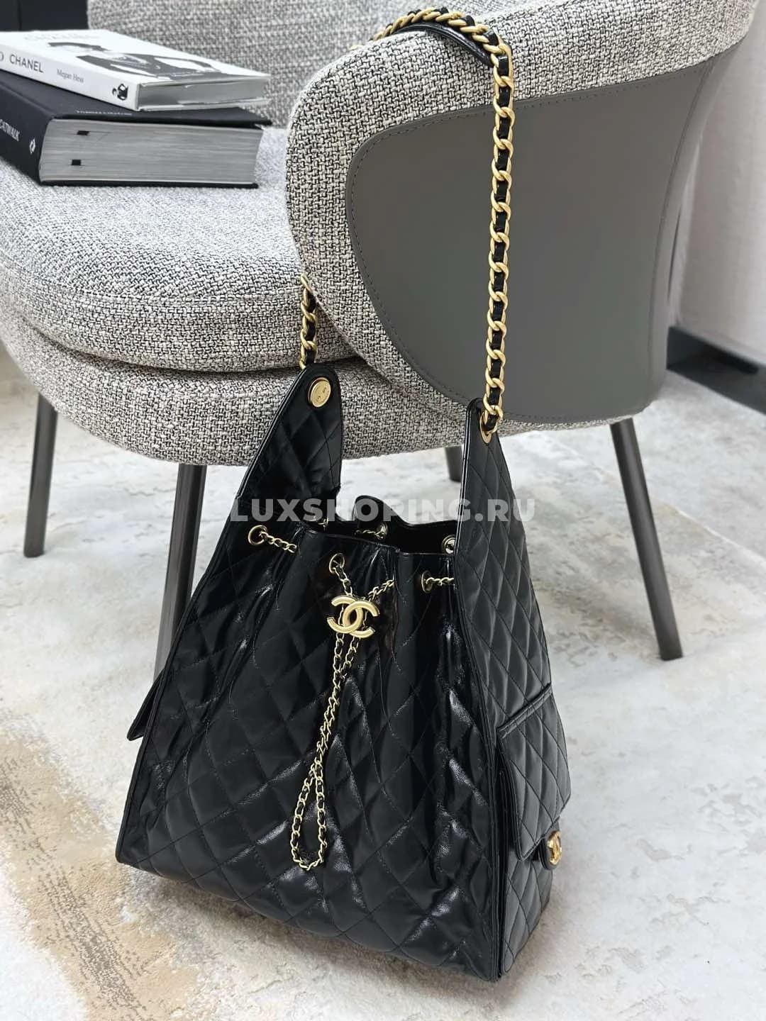Сумка Chanel hobo 2025 черная 40×30×15 см - фото 4
