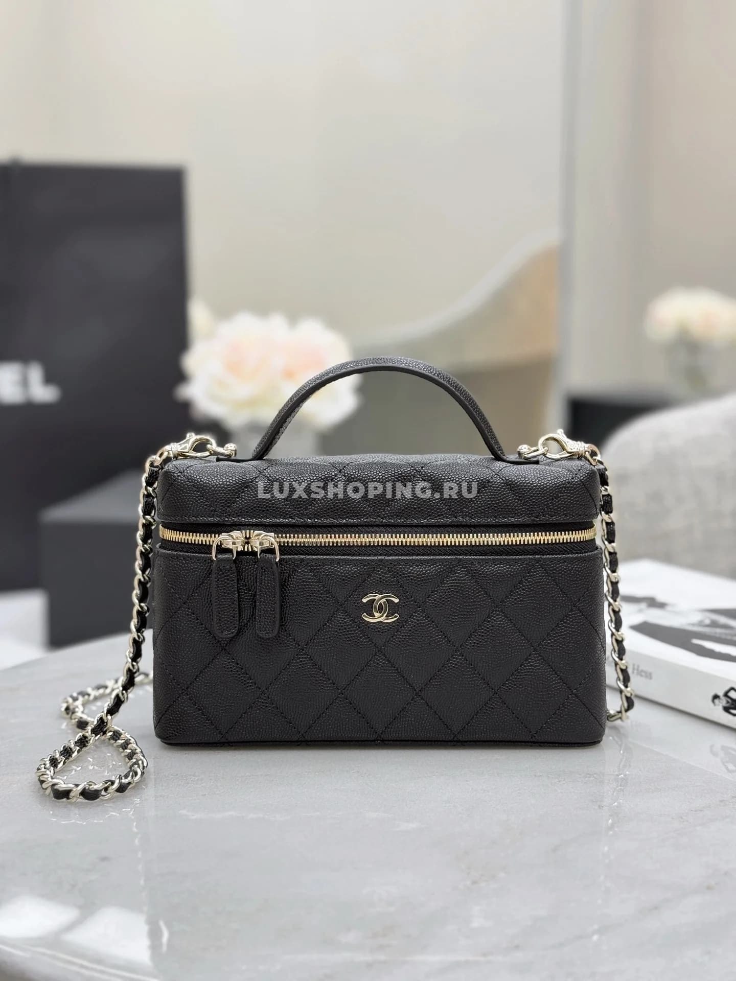 Сумка Chanel Vanity черная 17×19,5×5 см - фото 5