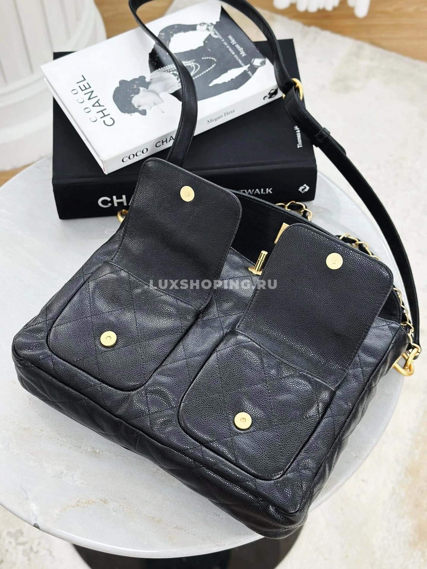 Сумка Chanel 25P Caviar Hobo Messenger 21,5×30×6 см - фото 9