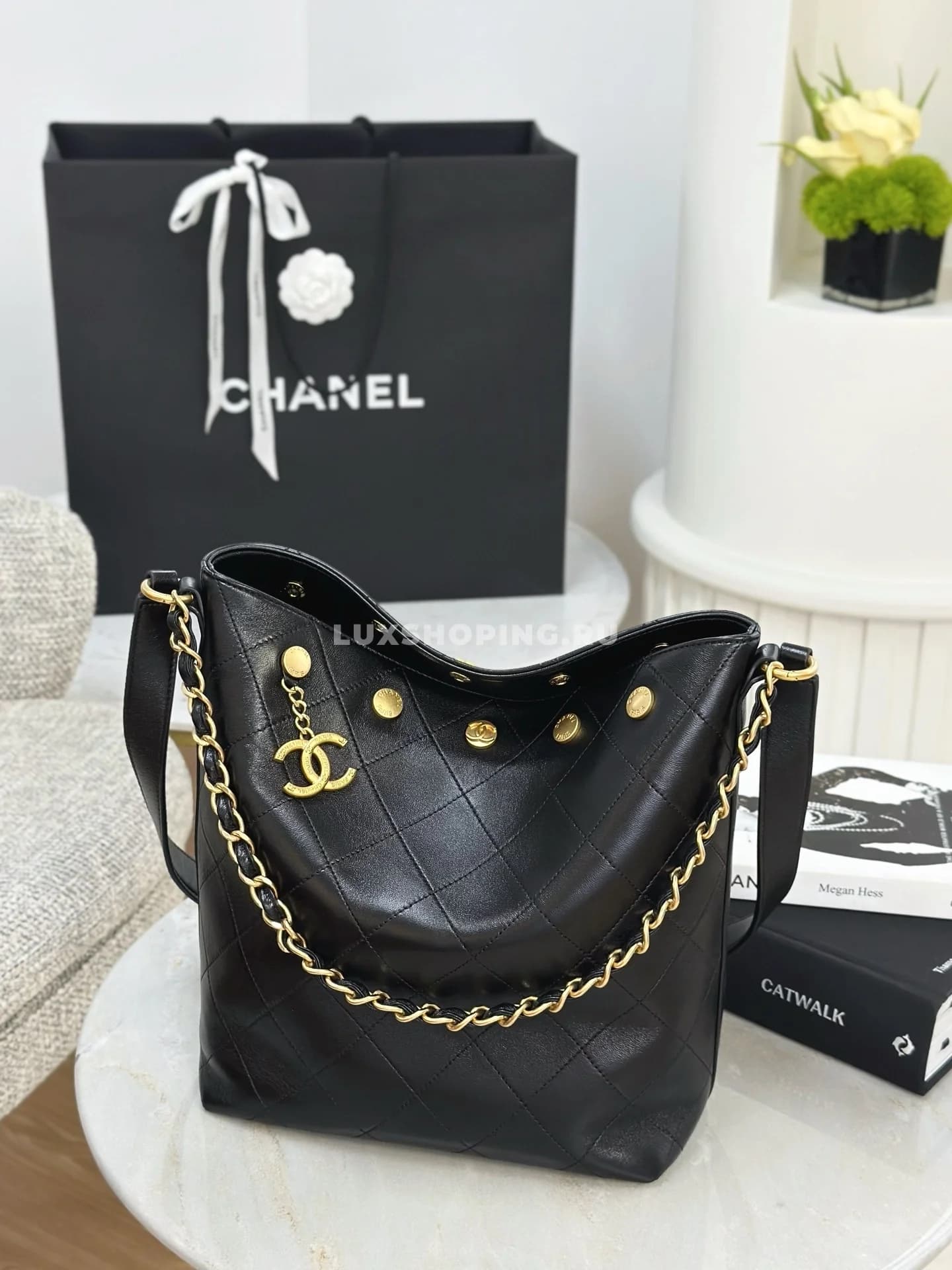 Сумка Chanel 25P Gold Coin Bucket Hobo 28×31×15 см - фото 2