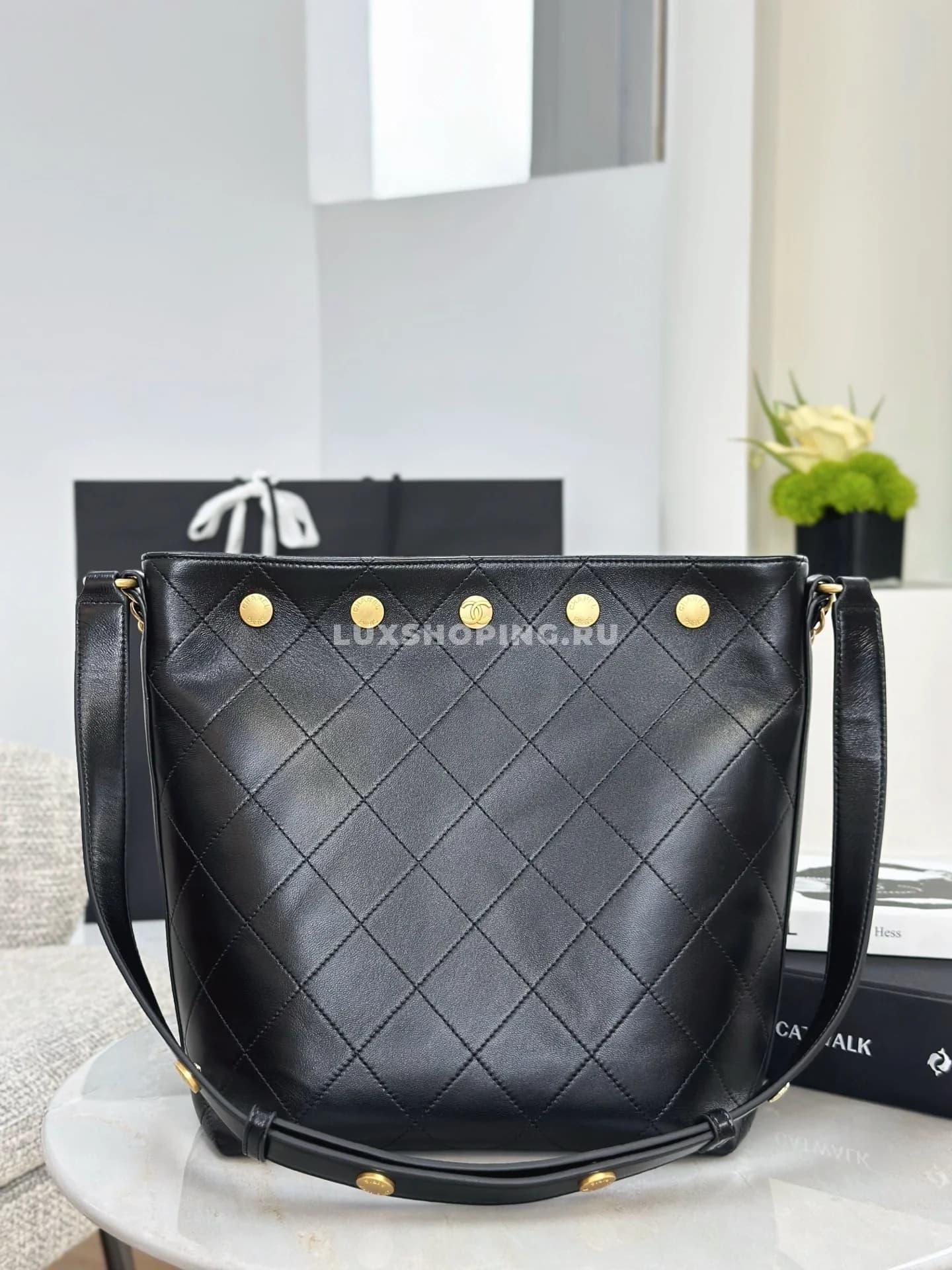 Сумка Chanel 25P Gold Coin Bucket Hobo 28×31×15 см - фото 3