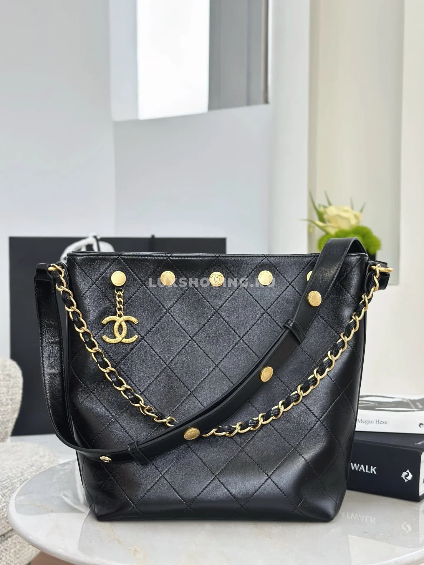 Сумка Chanel 25P Gold Coin Bucket Hobo 28×31×15 см - фото 5