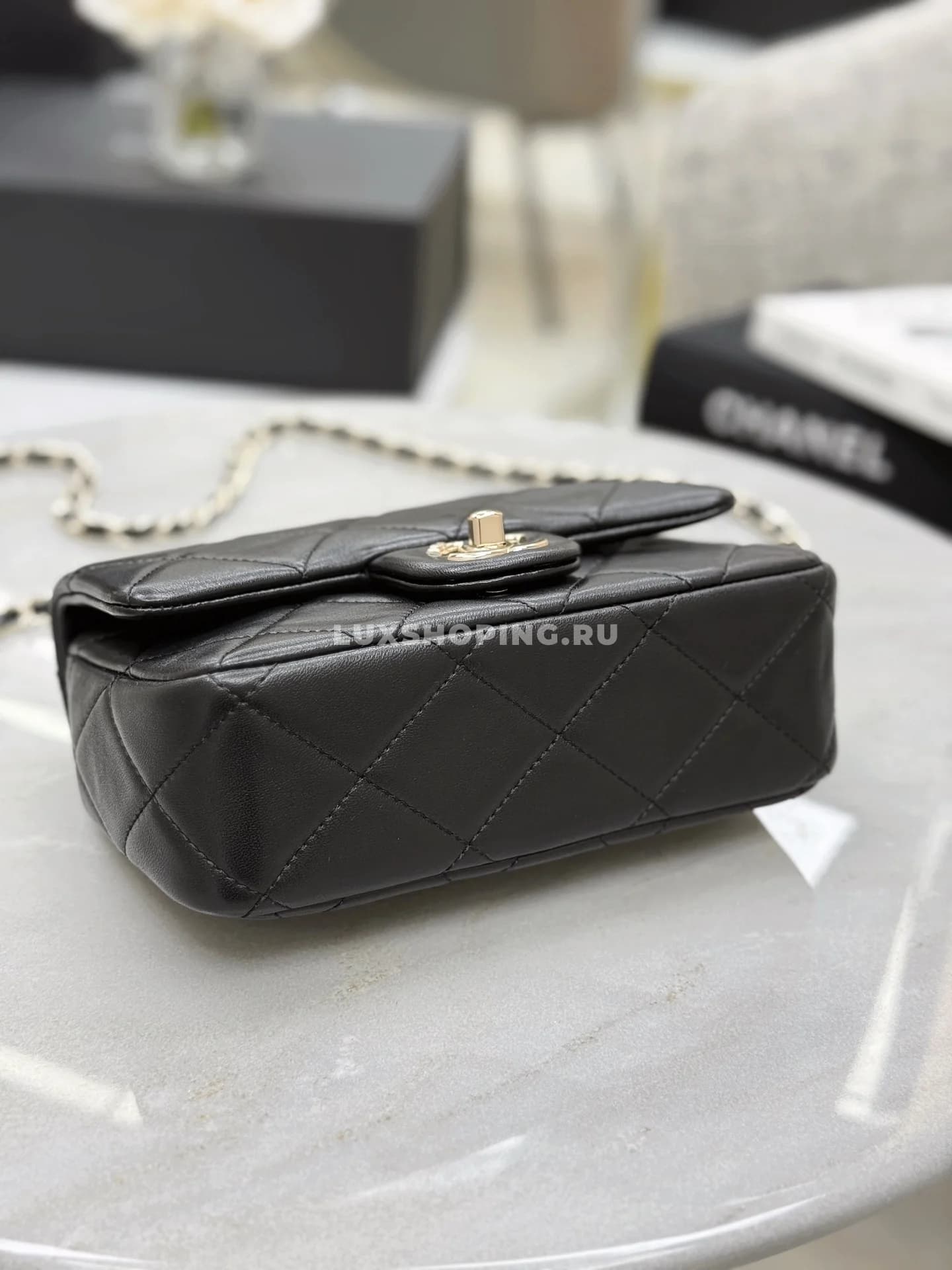 Сумка Chanel Handle Square Flap 14×18×7 см - фото 10
