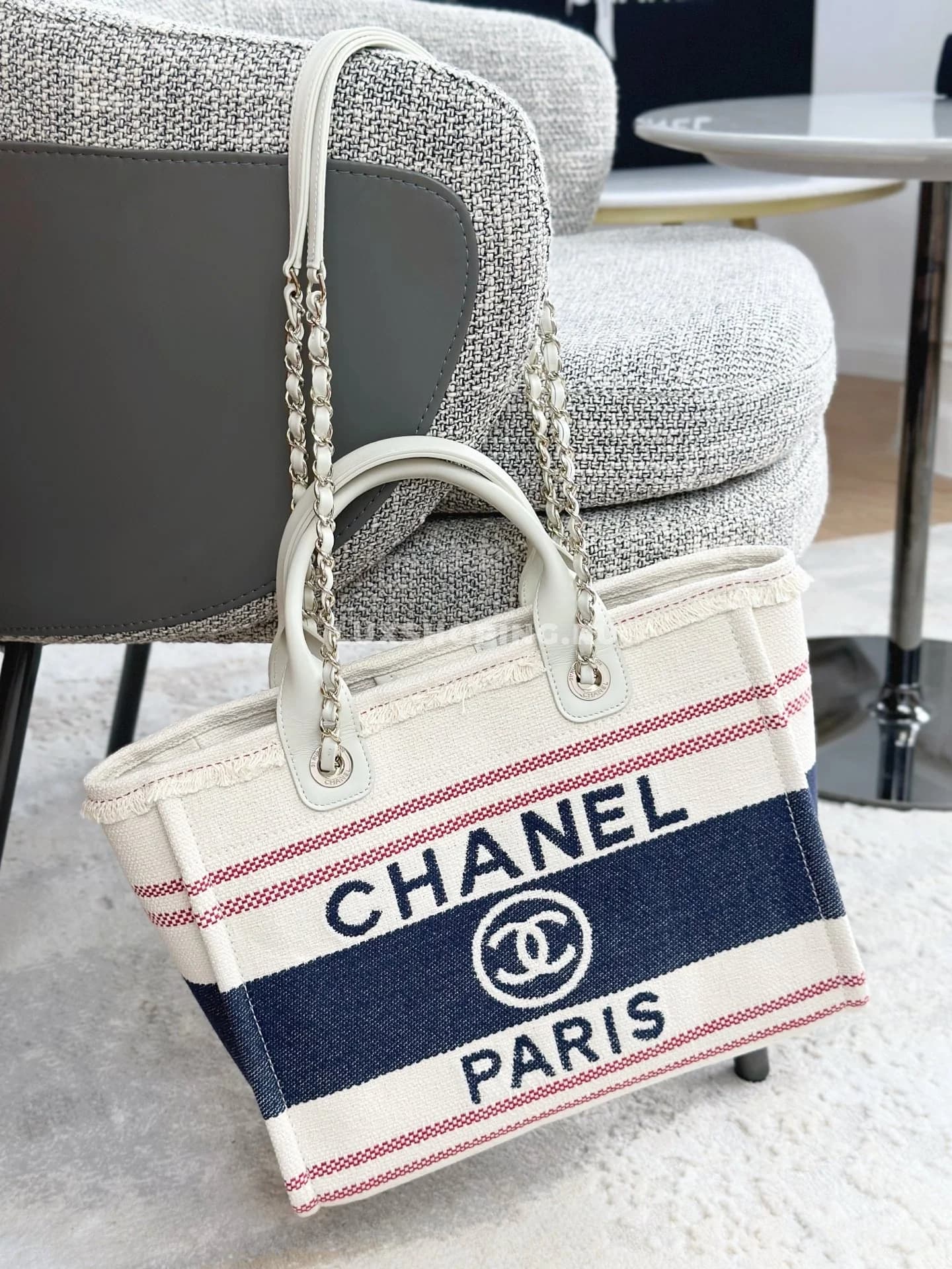 Пляжная сумка Chanel 33 см (красная с синим) - фото 6
