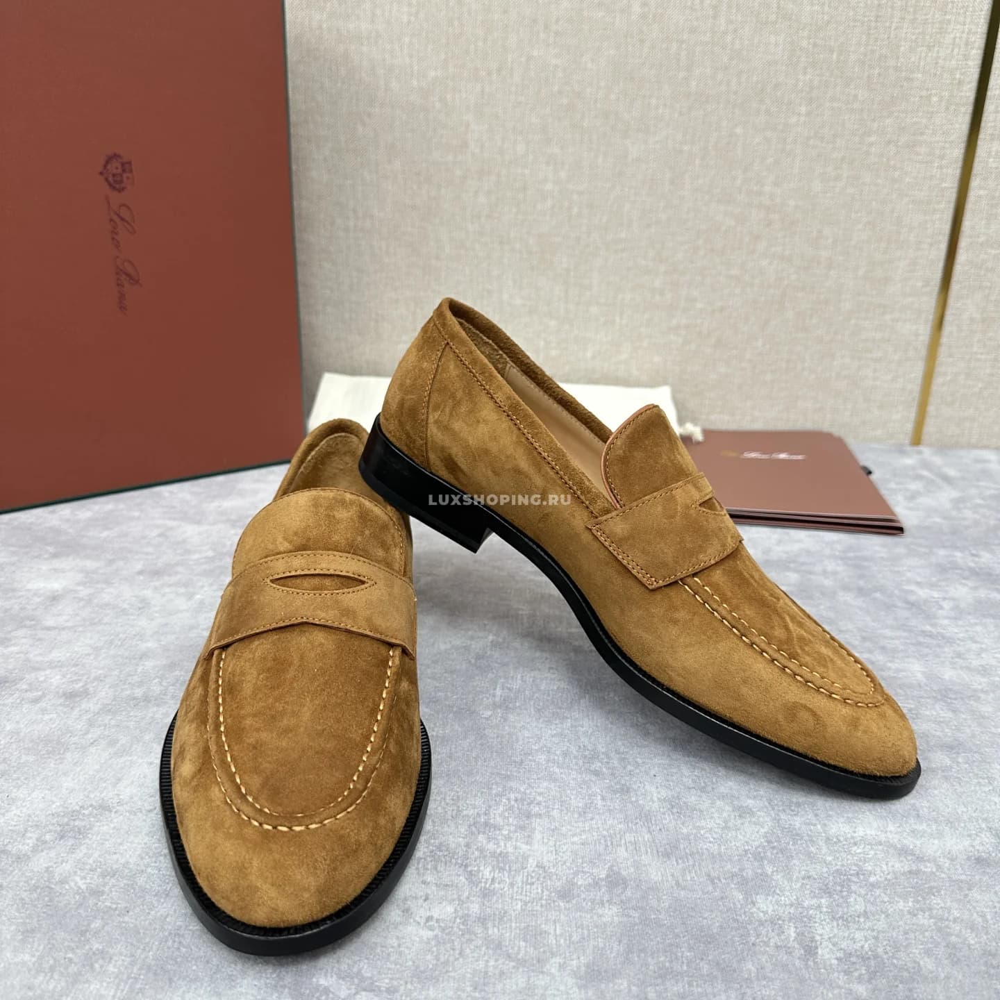 Лоферы Loro Piana коричневые замшевые - фото 3