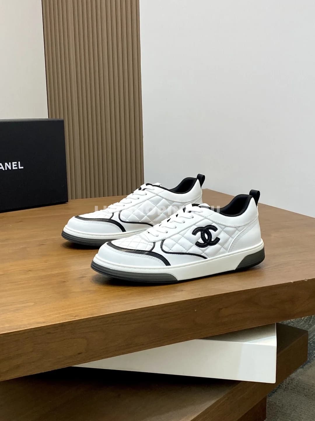 Белые кроссовки Chanel Spring-Summer 2025 - фото 2