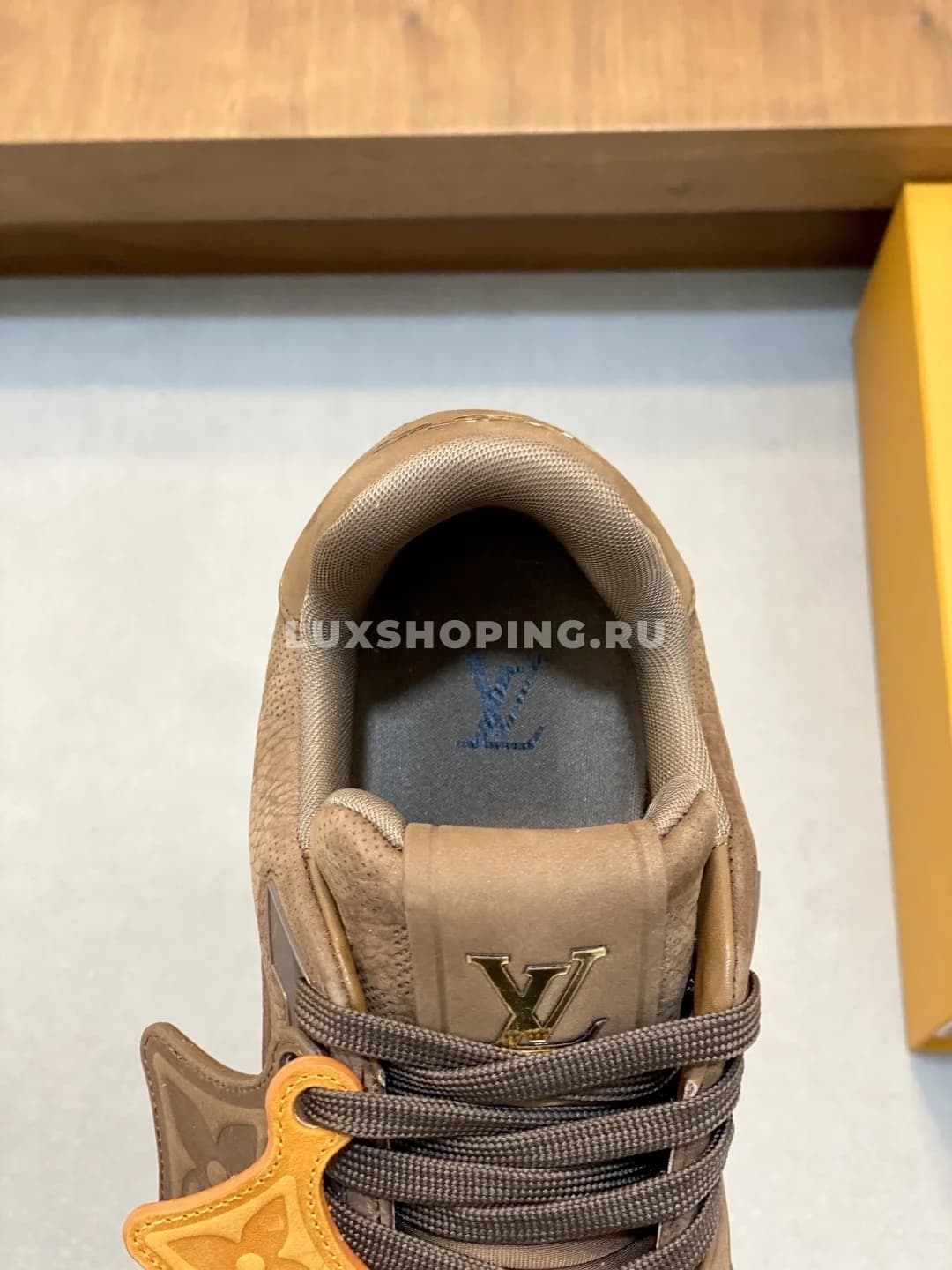 Мужские кроссовки Louis Vuitton Trainer коричневые - фото 7