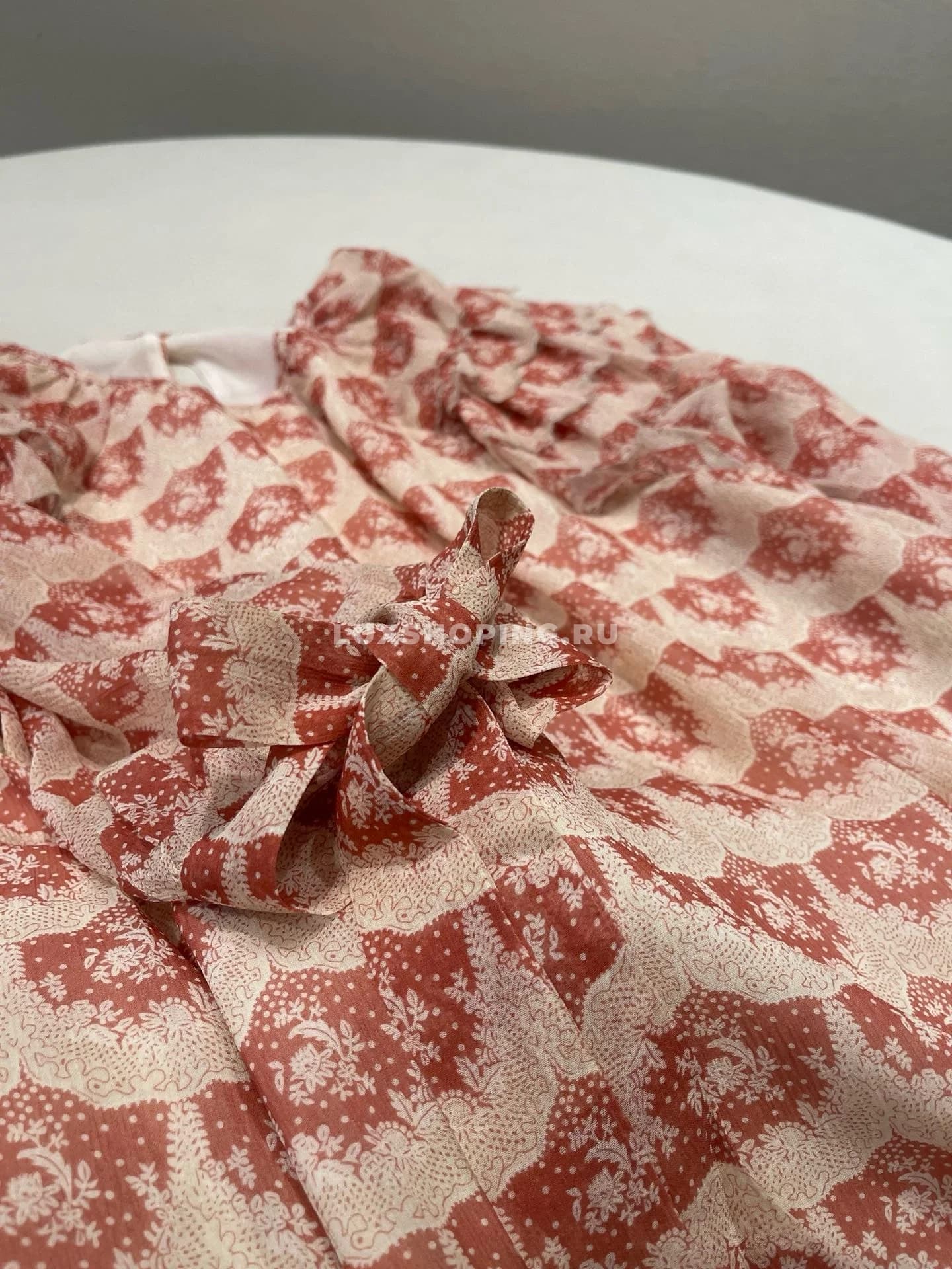 Chloé  Шелковое платье с принтом и рукавами-фонариками - фото 9