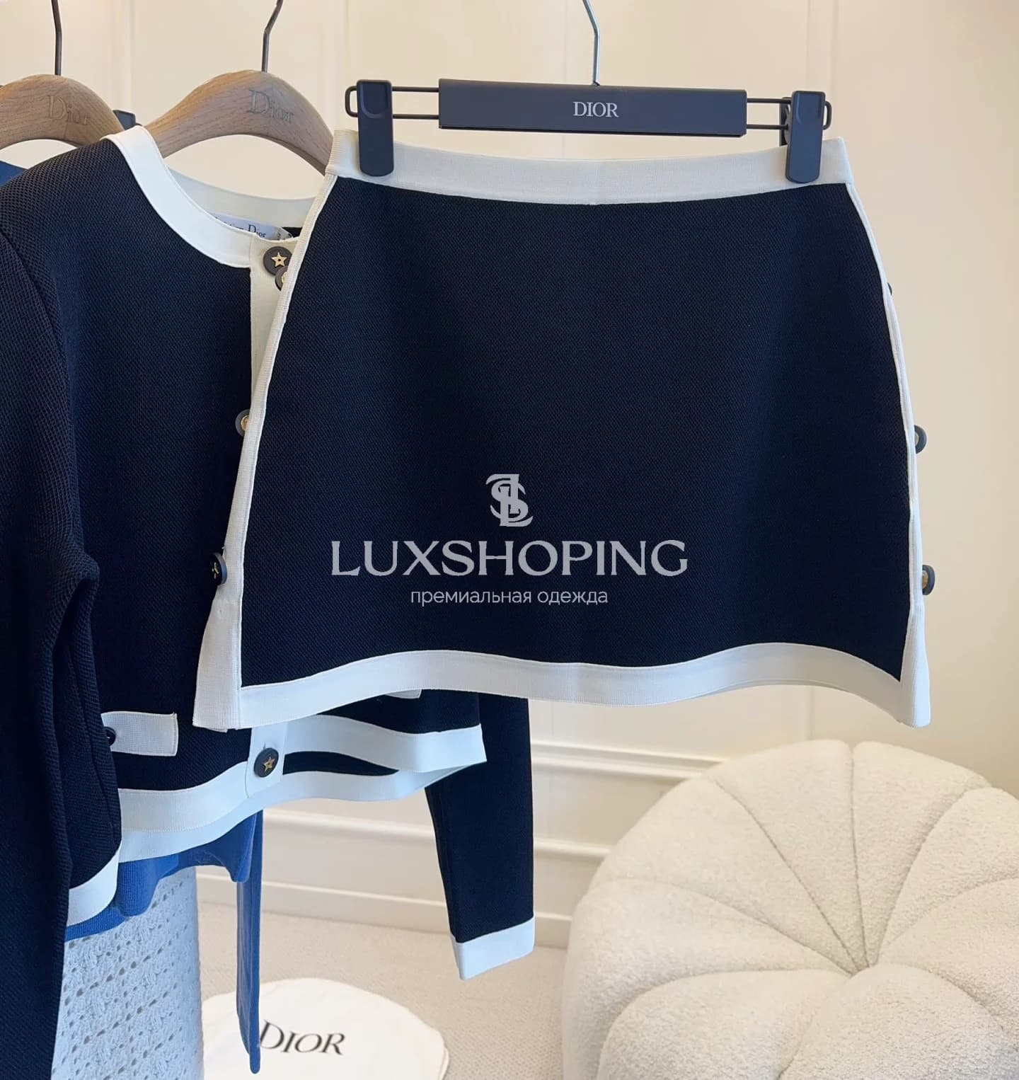 Трикотажный костюм юбка и жакет - фото 6