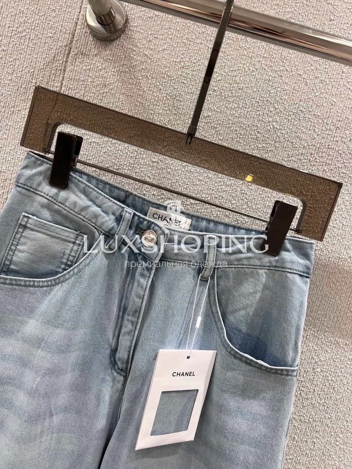 Джинсы Chanel с декором страз - фото 4