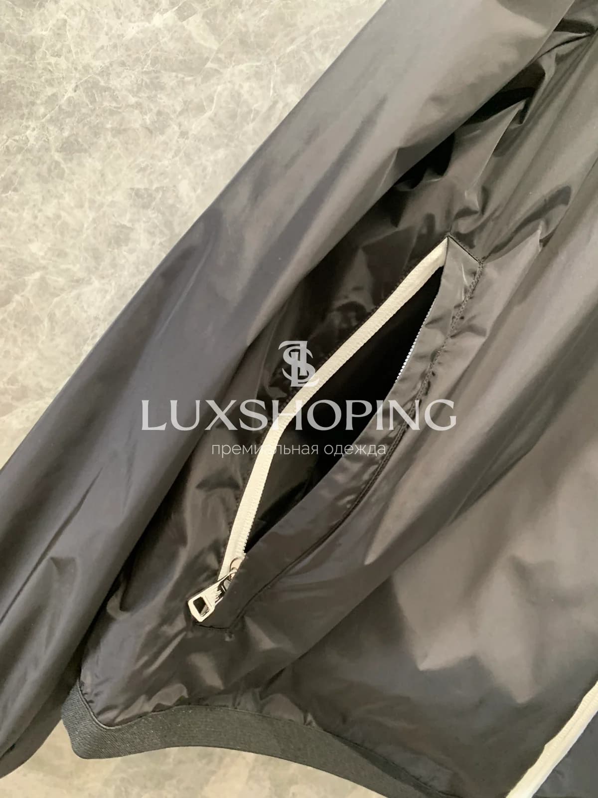 Ветровка Moncler с капюшоном - фото 8