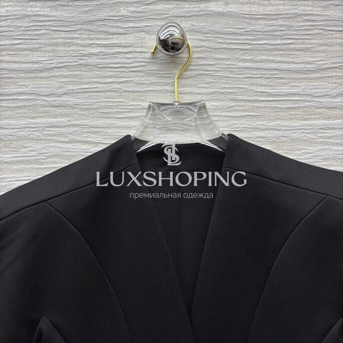 Maison Schiaparelli Элегантное платье с V-образным вырезом и объёмными рукавами - фото 4