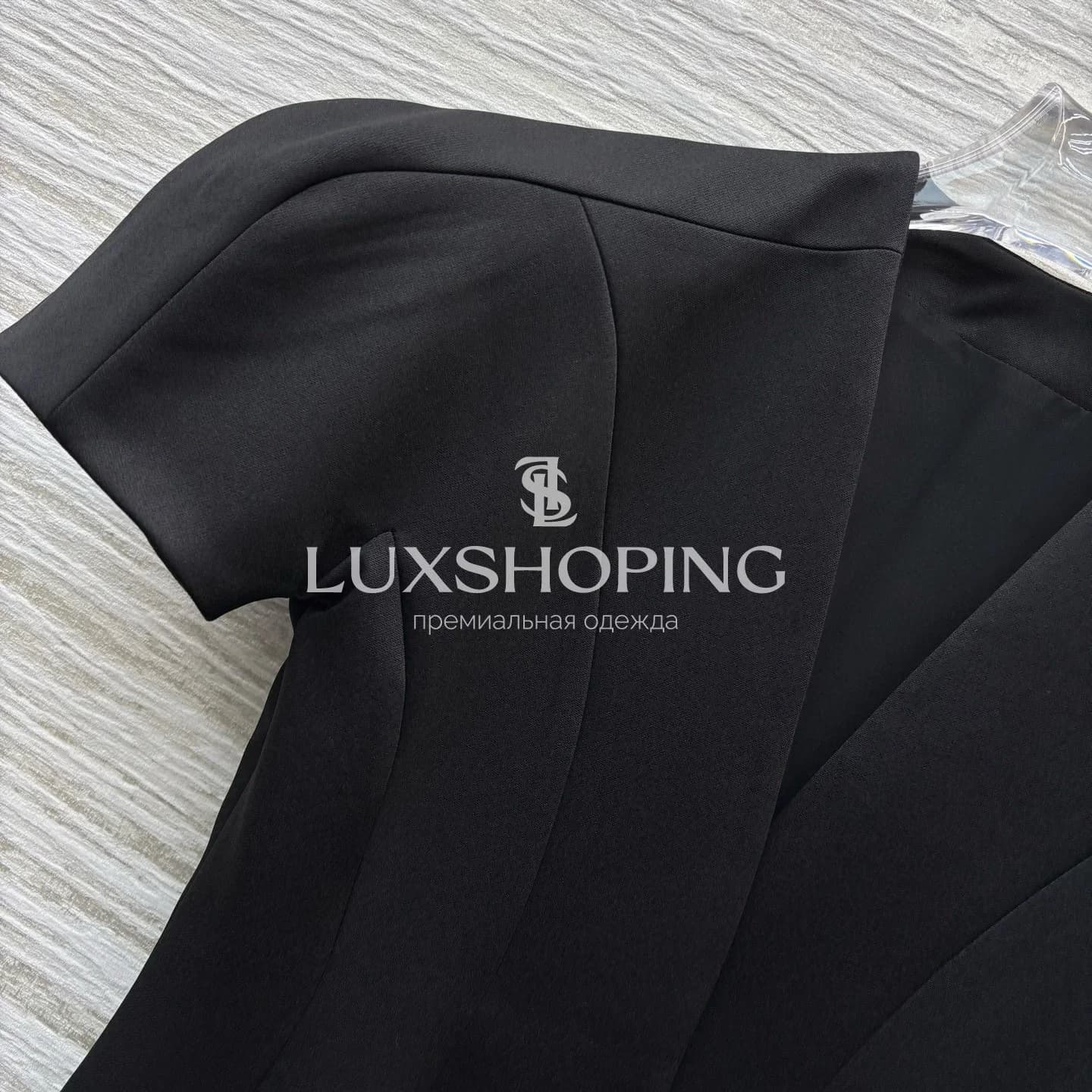 Maison Schiaparelli Элегантное платье с V-образным вырезом и объёмными рукавами - фото 5