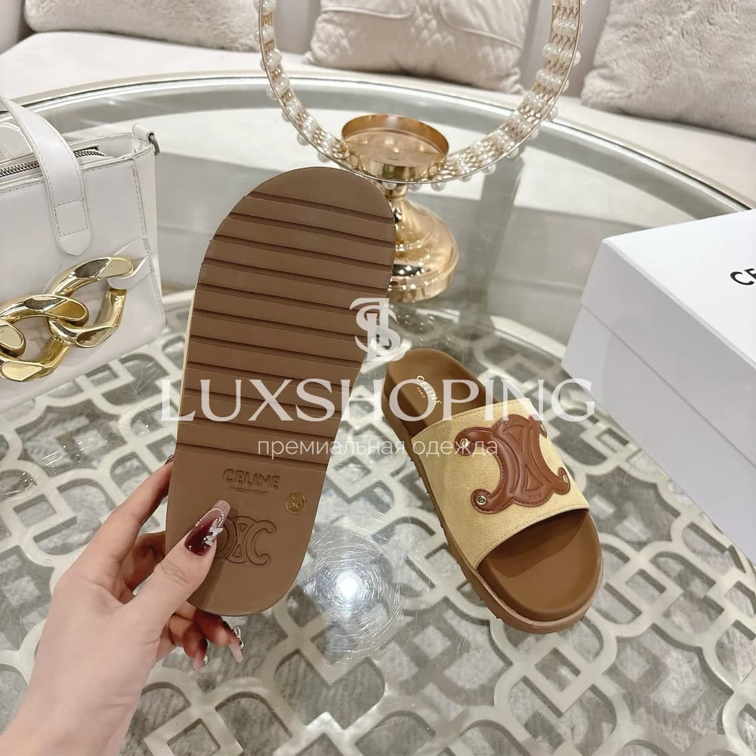 Шлепанцы Celine Лого Бежевый Шарм - фото 6