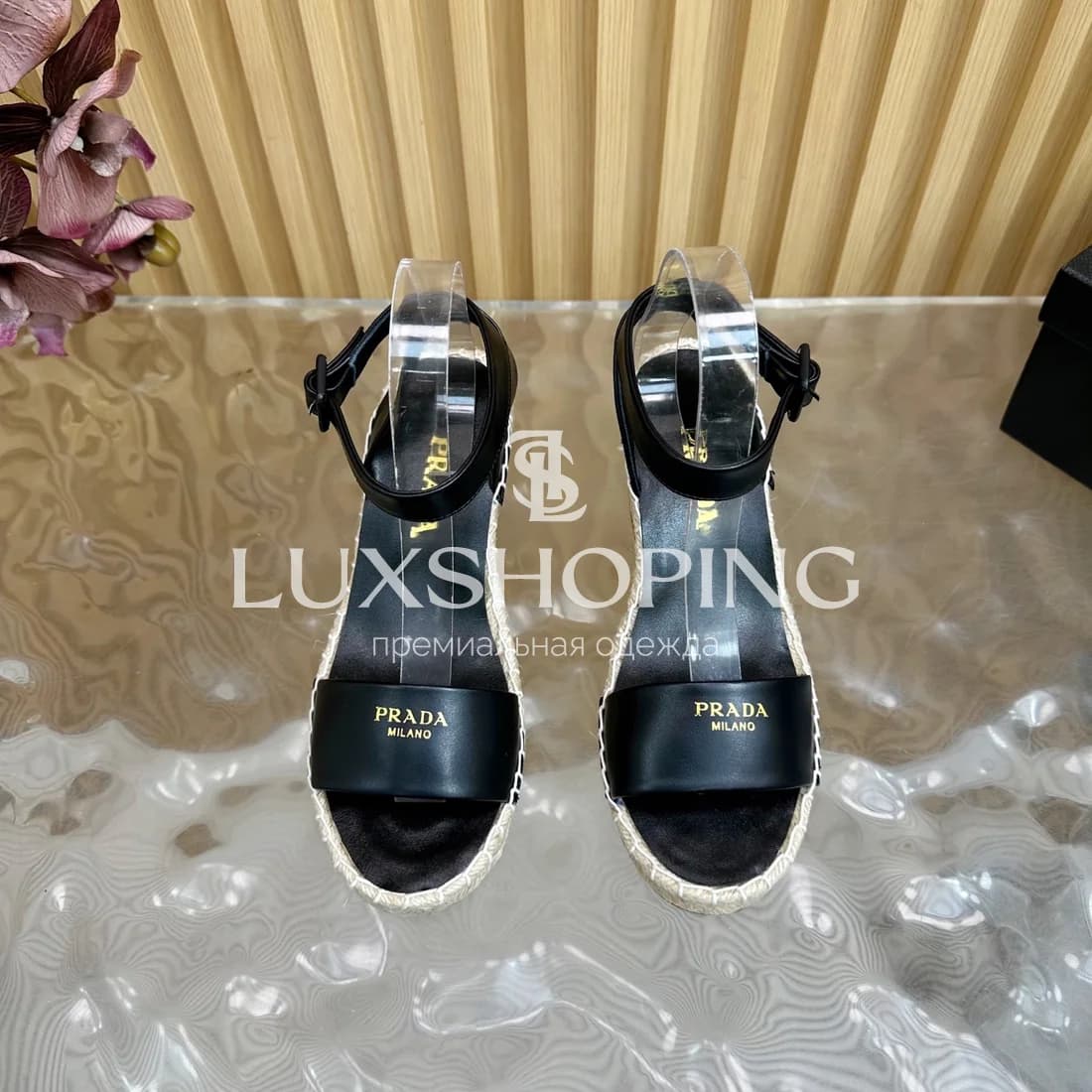 Босоножки на танкетке Prada Черные - фото 5