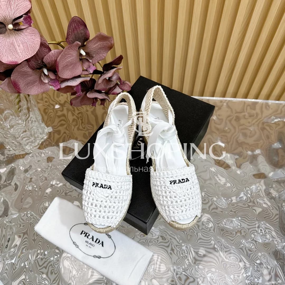 Босоножки на танкетке Prada Соломенные Белые - фото 3