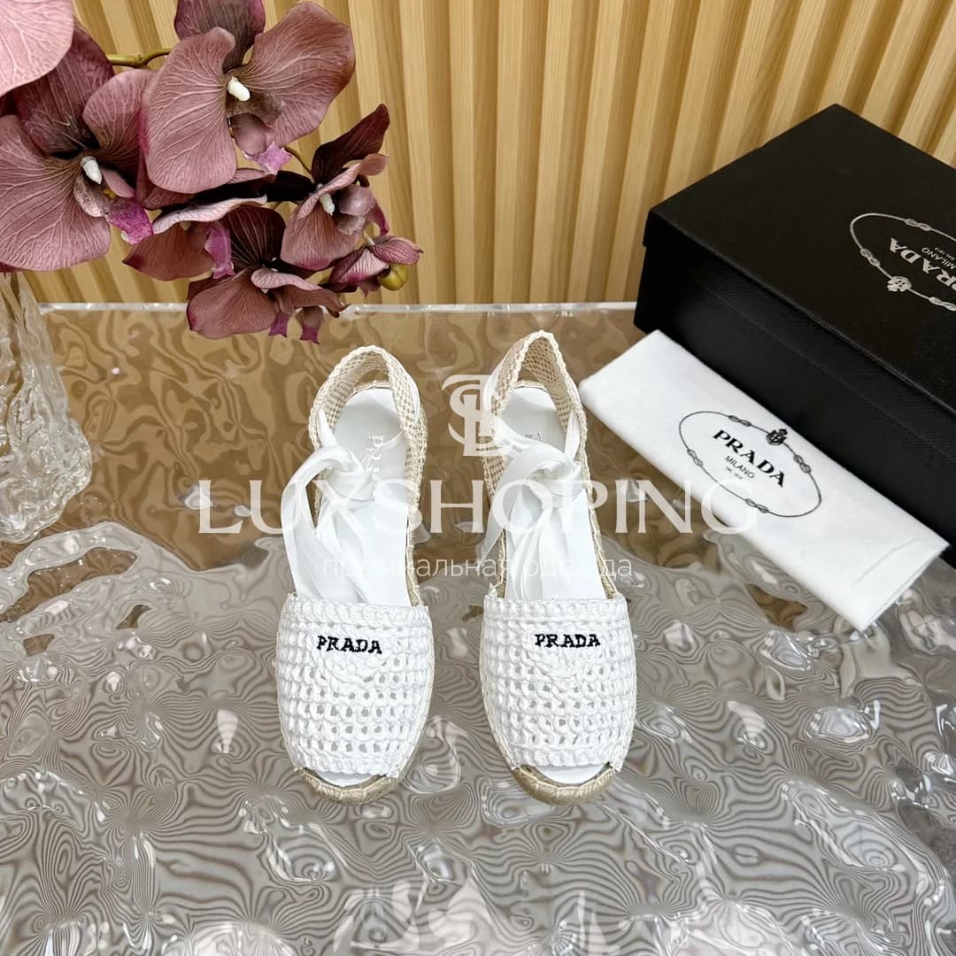 Босоножки на танкетке Prada Соломенные Белые - фото 4