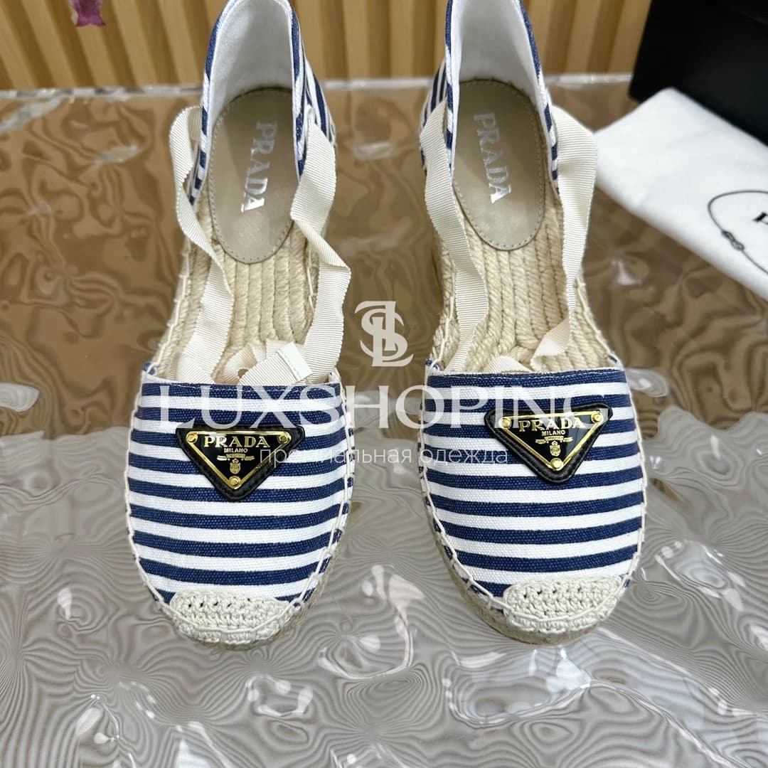 Босоножки на танкетке Prada Полосатые Синие с Белым - фото 5