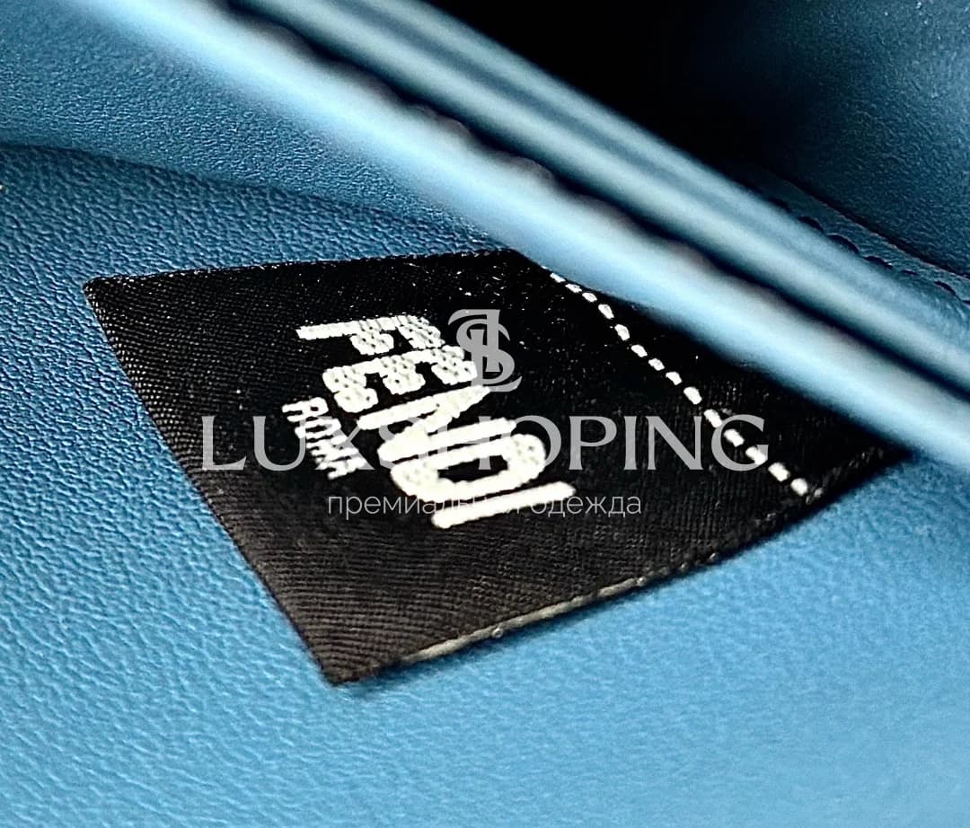 Сумка Fendi Baguette Chain синяя 21×5×10 см - фото 9