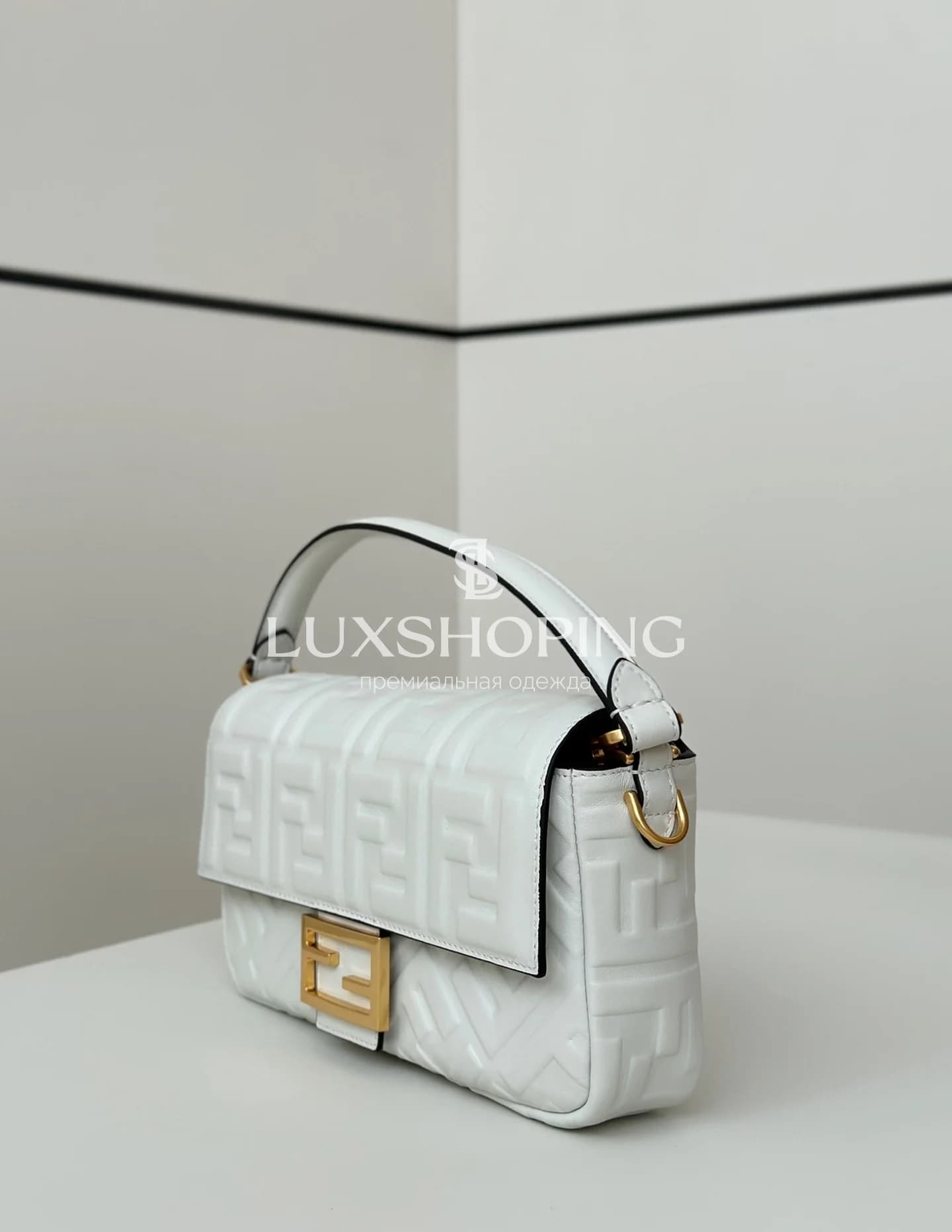 Сумка Fendi Baguette белая 27×13×5 см - фото 7
