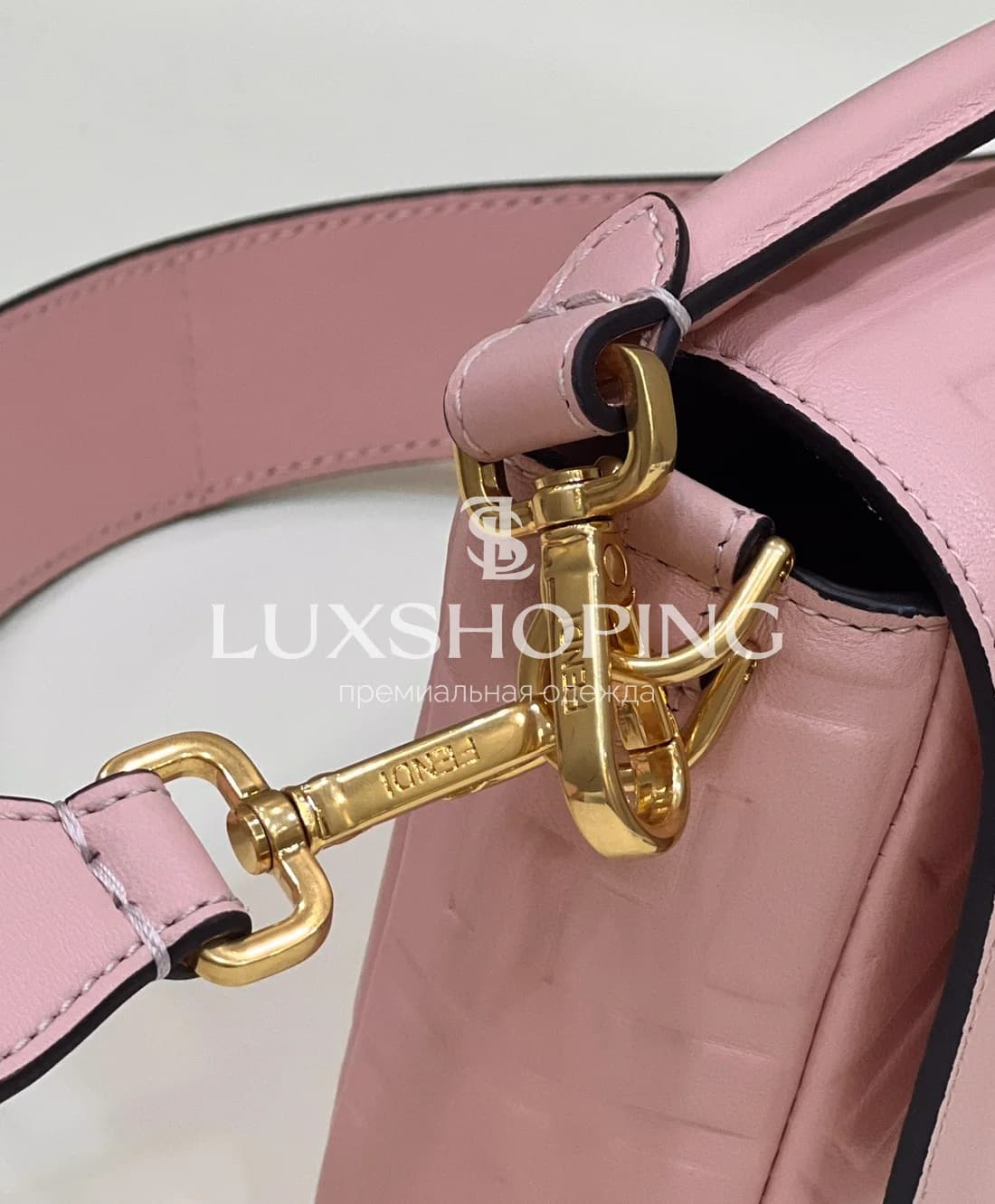 Сумка Fendi Baguette розовая 26×15×5 см - фото 6