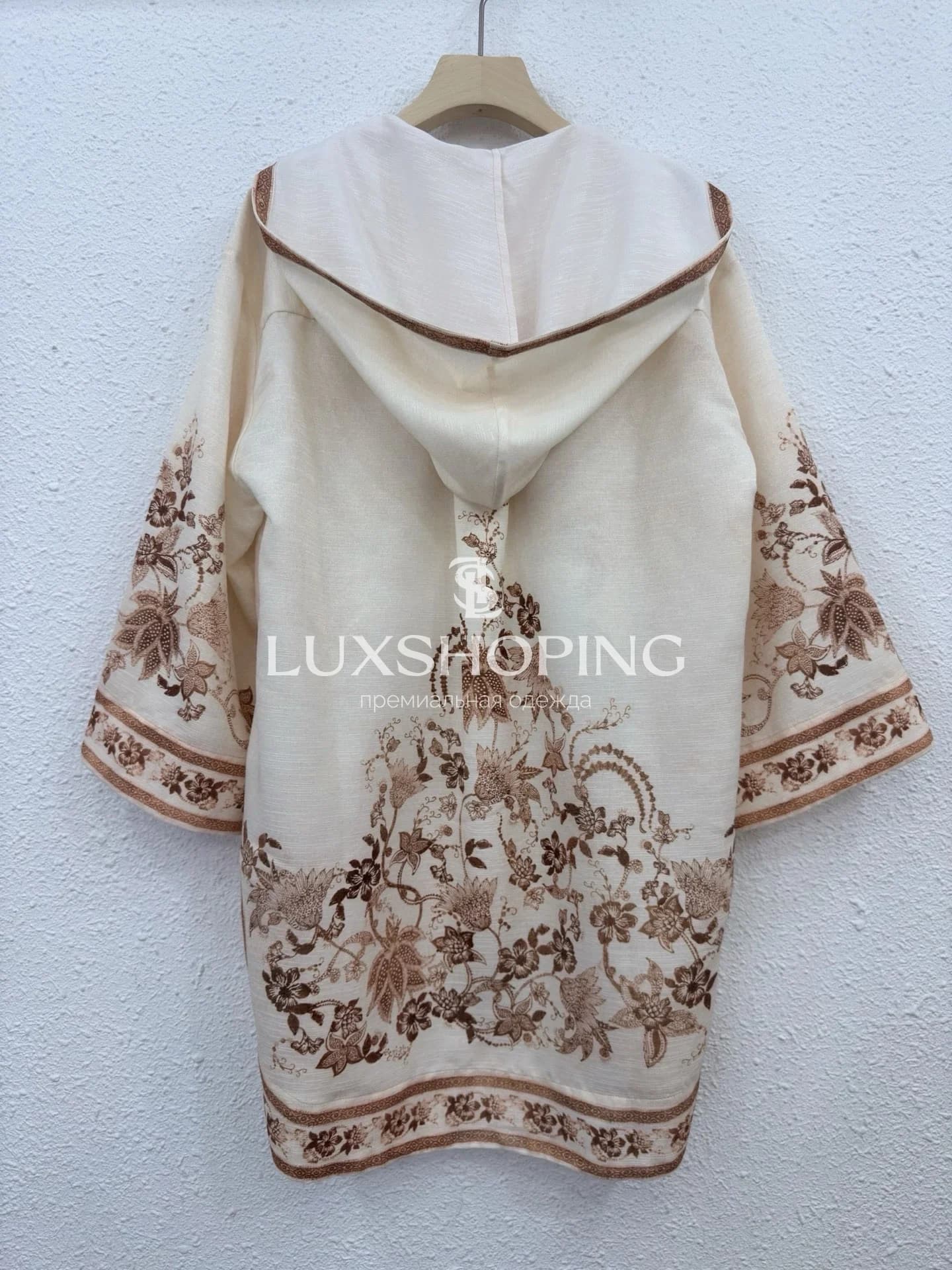 Комплект Zimmerman с принтом павлинов: блуза-туника с капюшоном и расклешённые брюки - фото 5