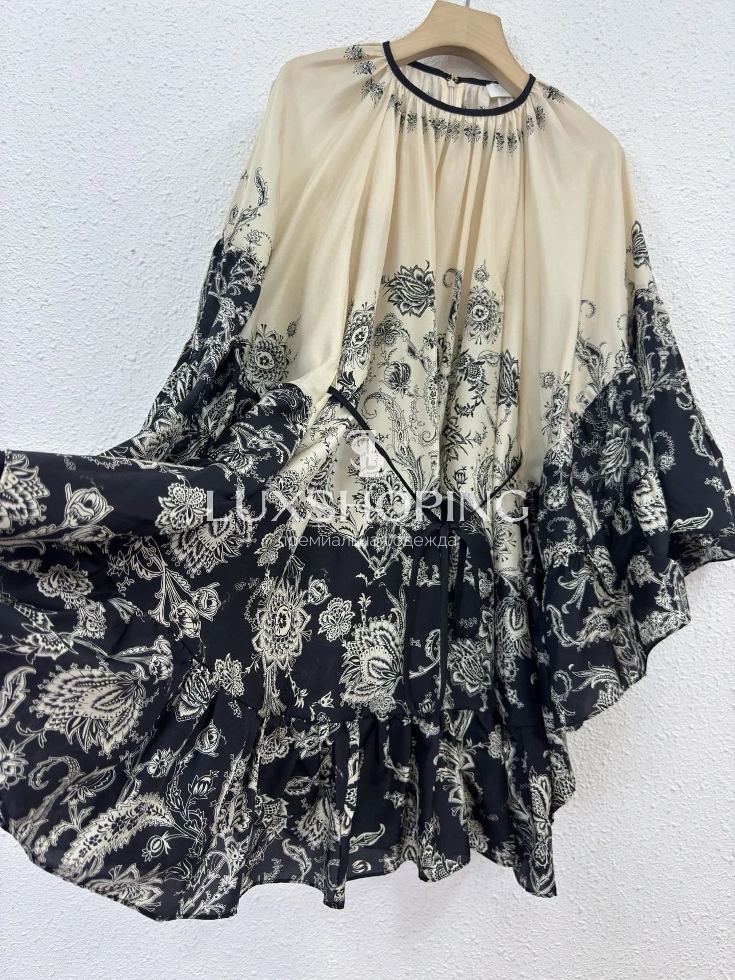 Zimmermann Платье Rhiannon Lantern из натурального шелка с черно-кремовым цветочным принтом - фото 6