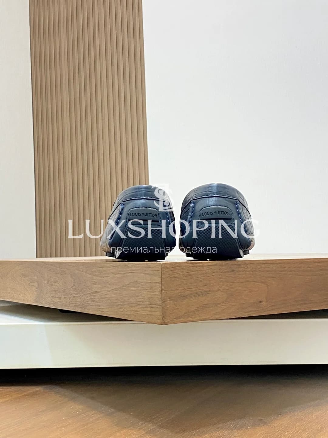 Темно синие мокасины Louis Vuitton крокодиловые m7 - фото 6