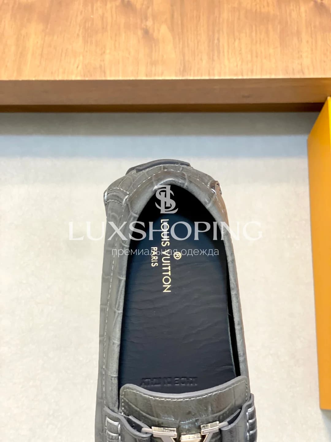 Темно зеленые мокасины Louis Vuitton крокодиловые m9 - фото 6