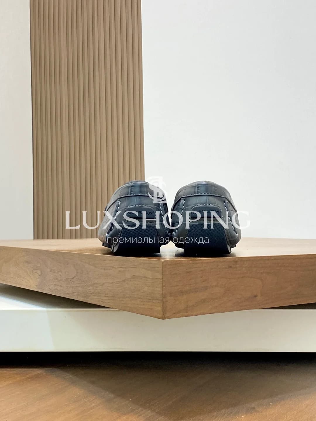 Темно зеленые мокасины Louis Vuitton крокодиловые m9 - фото 7