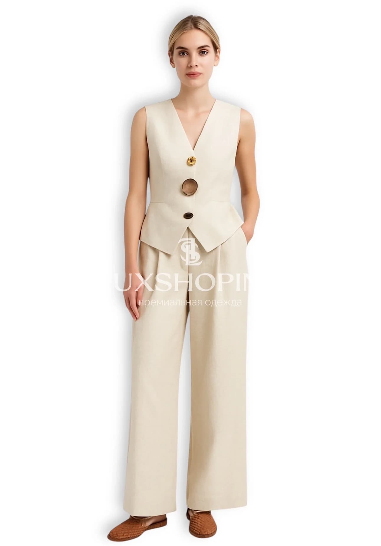 Комплект Loro Piana: жилет с декоративными пуговицами и прямые брюки