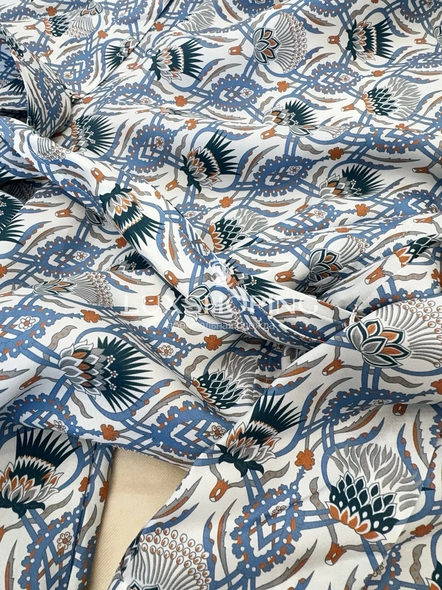 Платье Loro Piana "Mina" из шёлкового шантунга с авторским принтом - фото 9