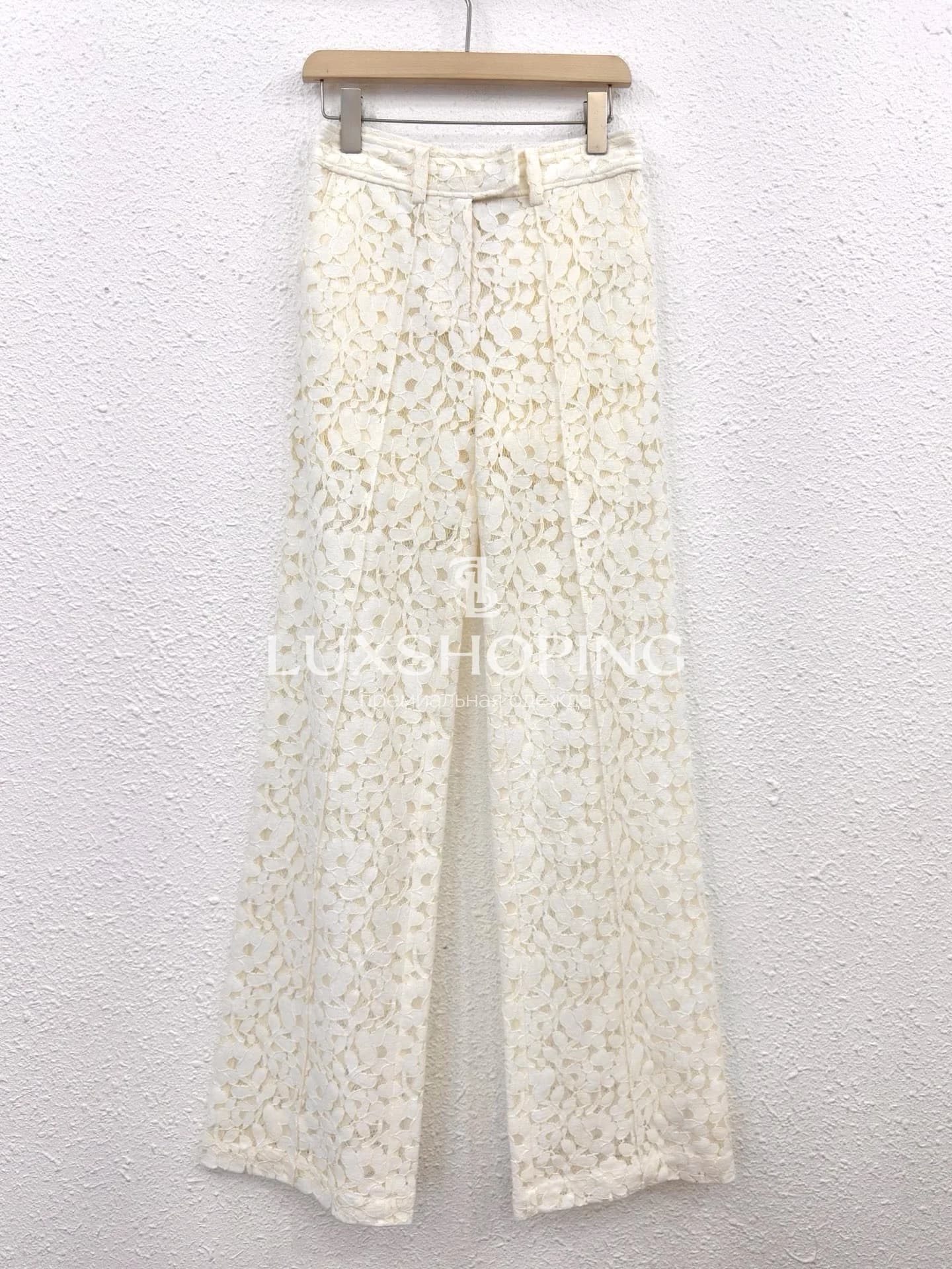 Костюм Zimmermann "Illuminate Lace"  жакет и брюки из кружева цвета крем - фото 11