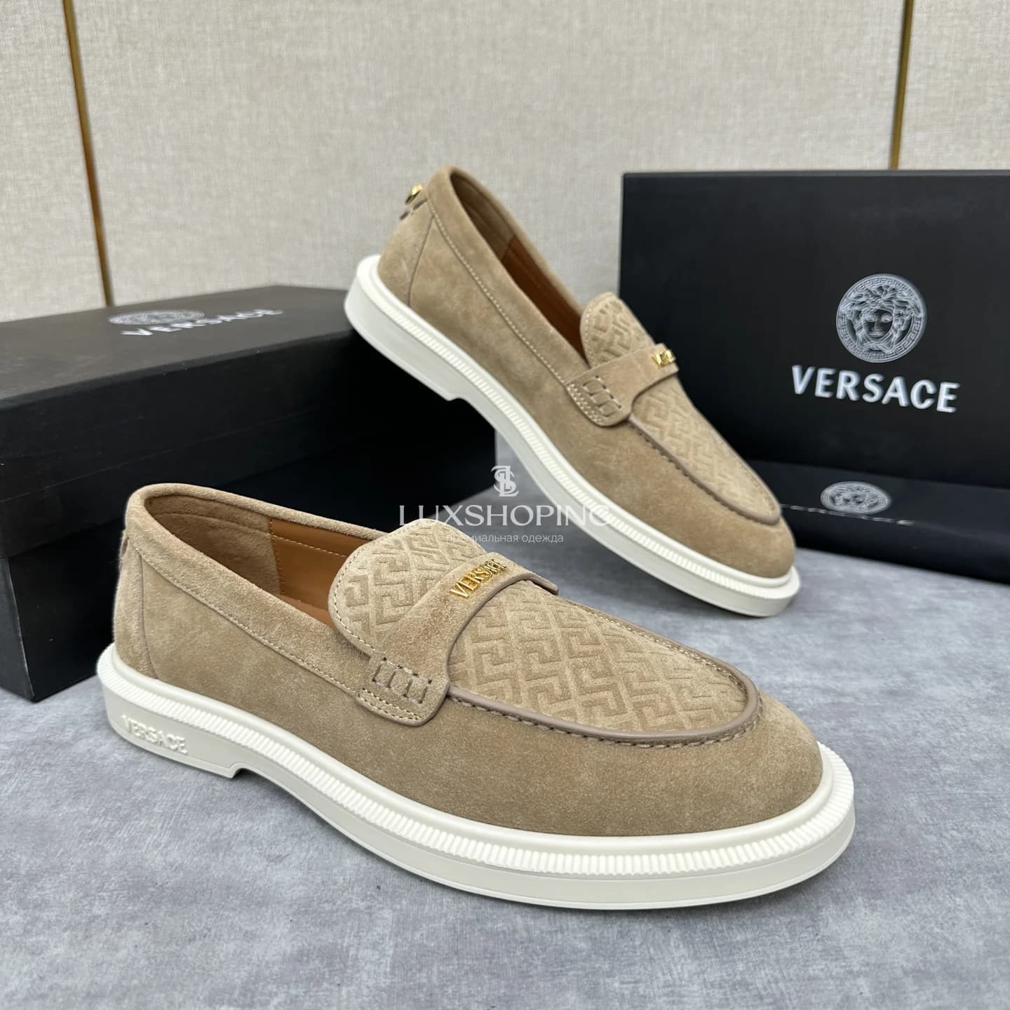 Коричневые замшевые лоферы Versace Greca - фото 4
