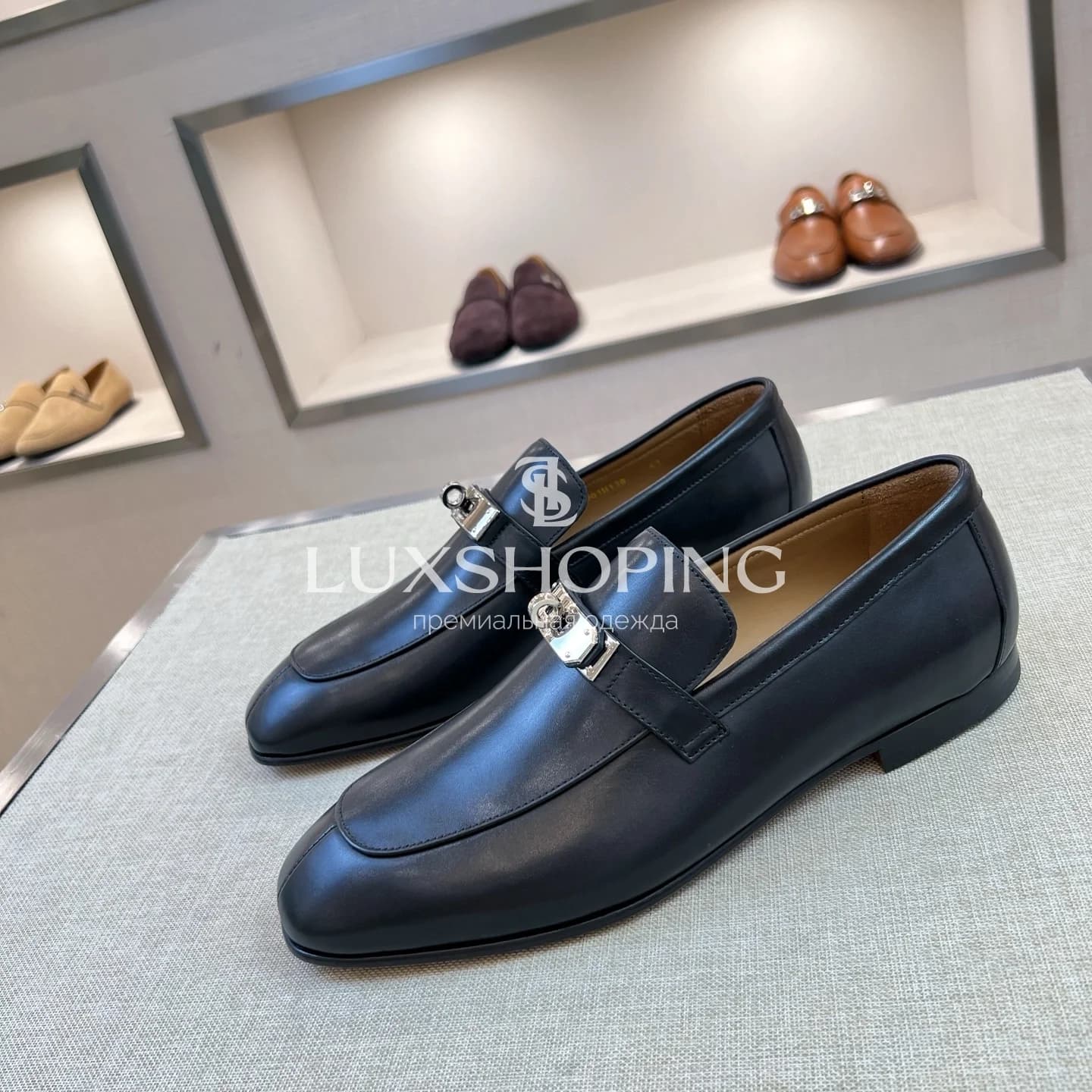 Кожаные лоферы Hermes с замком черные - фото 6