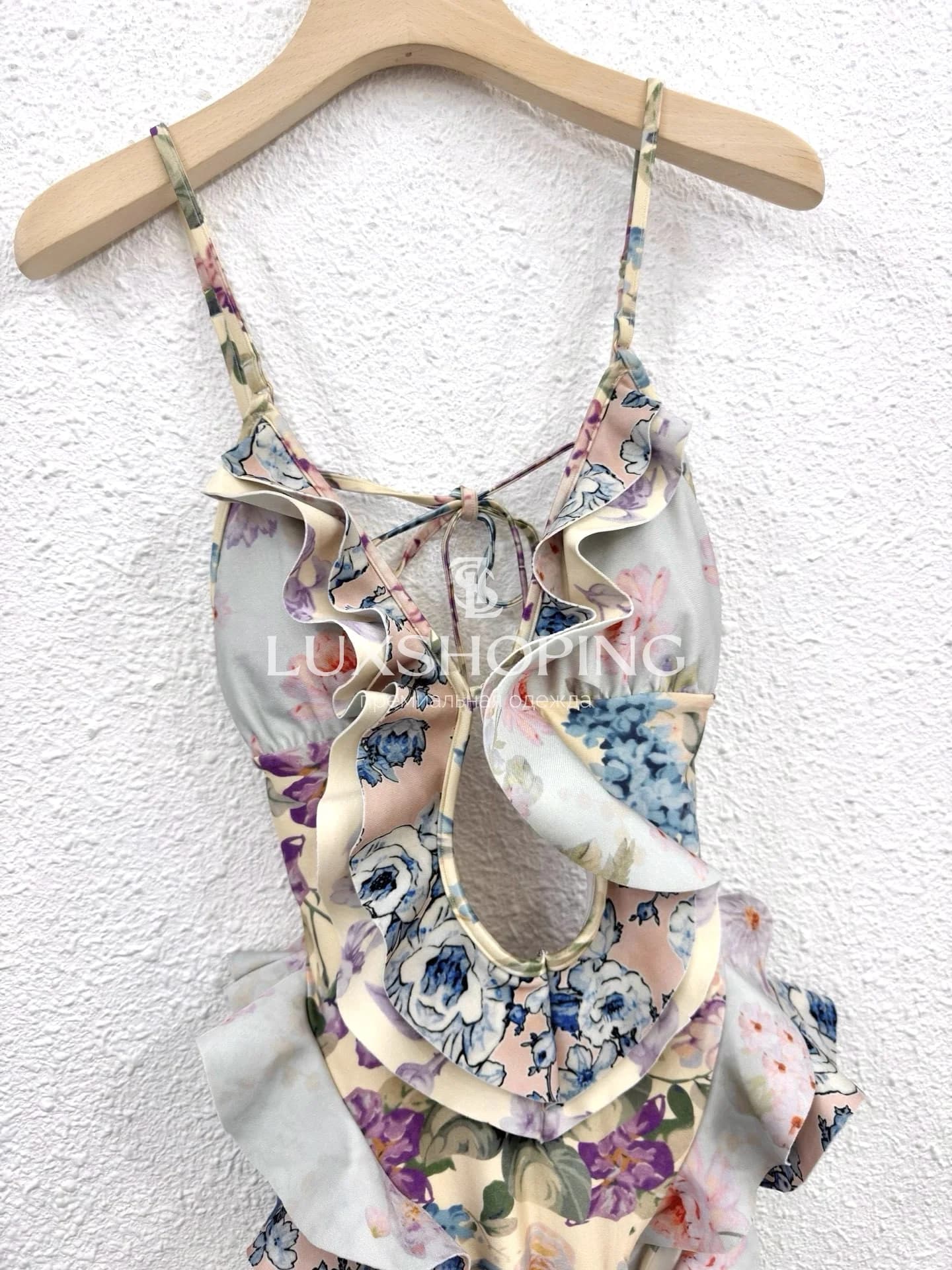 Слитный купальник Zimmermann "Halliday Waterfall Frill" — цветочный принт и воланы - фото 12