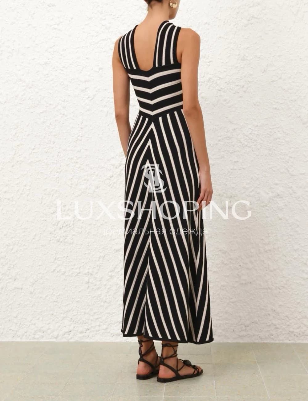 Платье Zimmermann Illuminate Halter Dress - фото 4