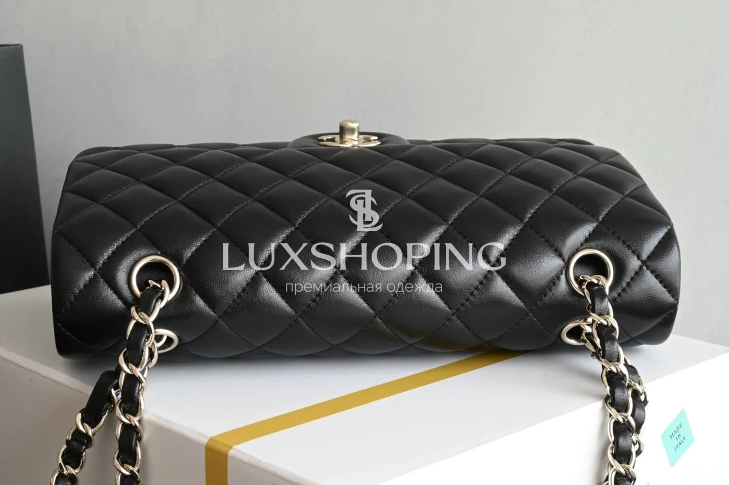 Сумка Chanel 25S Classic Flap среднего размера 15.5×25.5×6.5 см - фото 8