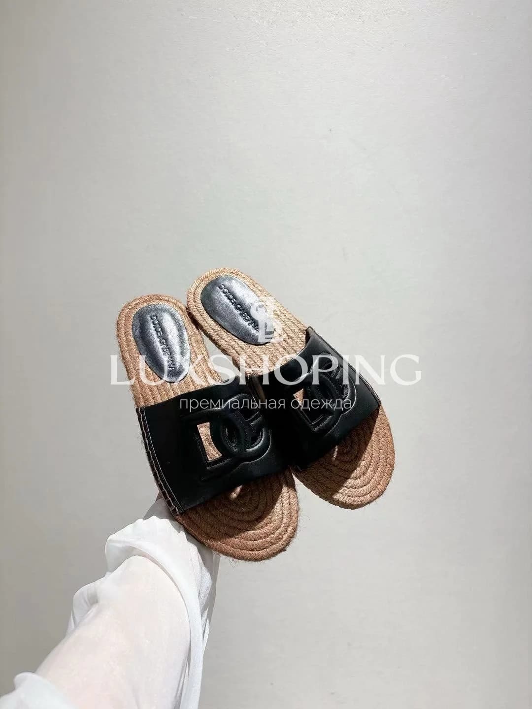 Плетёные шлёпанцы Dolce &amp; Gabbana с кожаным верхом черные - фото 3