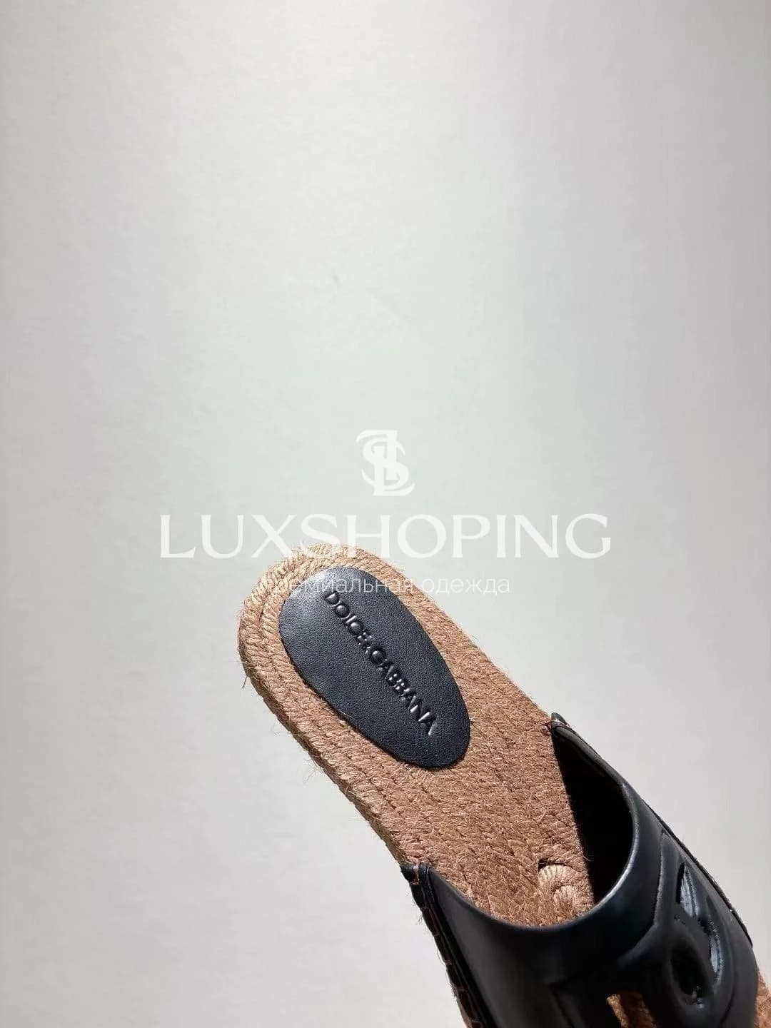 Плетёные шлёпанцы Dolce &amp; Gabbana с кожаным верхом черные - фото 7