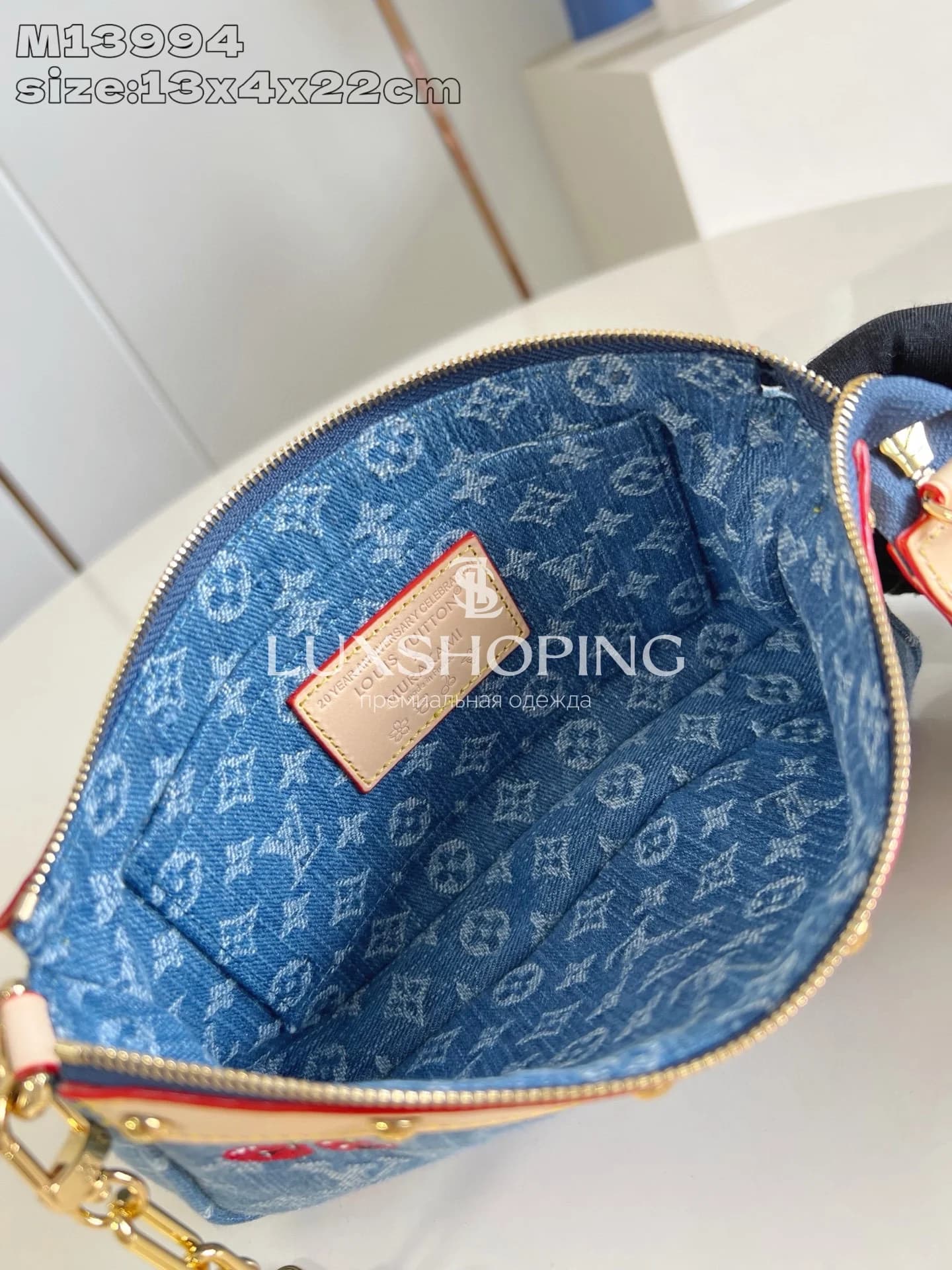 Сумка Pochette Accessoires Louis Vuitton x Takashi Murakami, джинсовая с вишневой вышивкой - фото 10