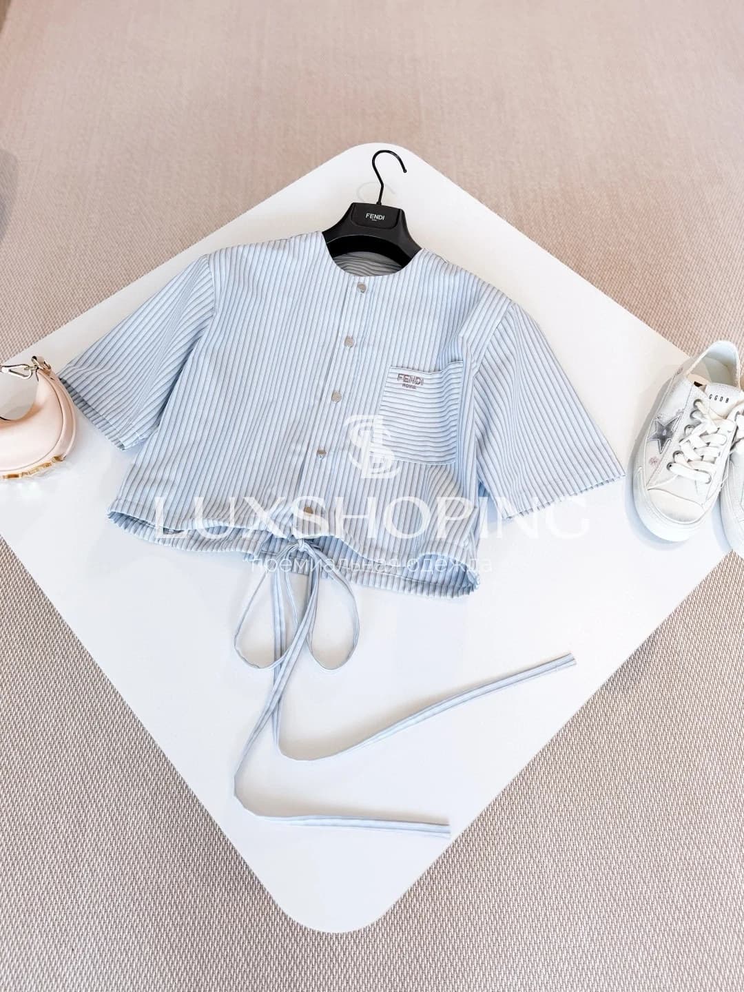 Fendi Комплект укороченная рубашка с завязками + шорты из хлопка с полоской - фото 6